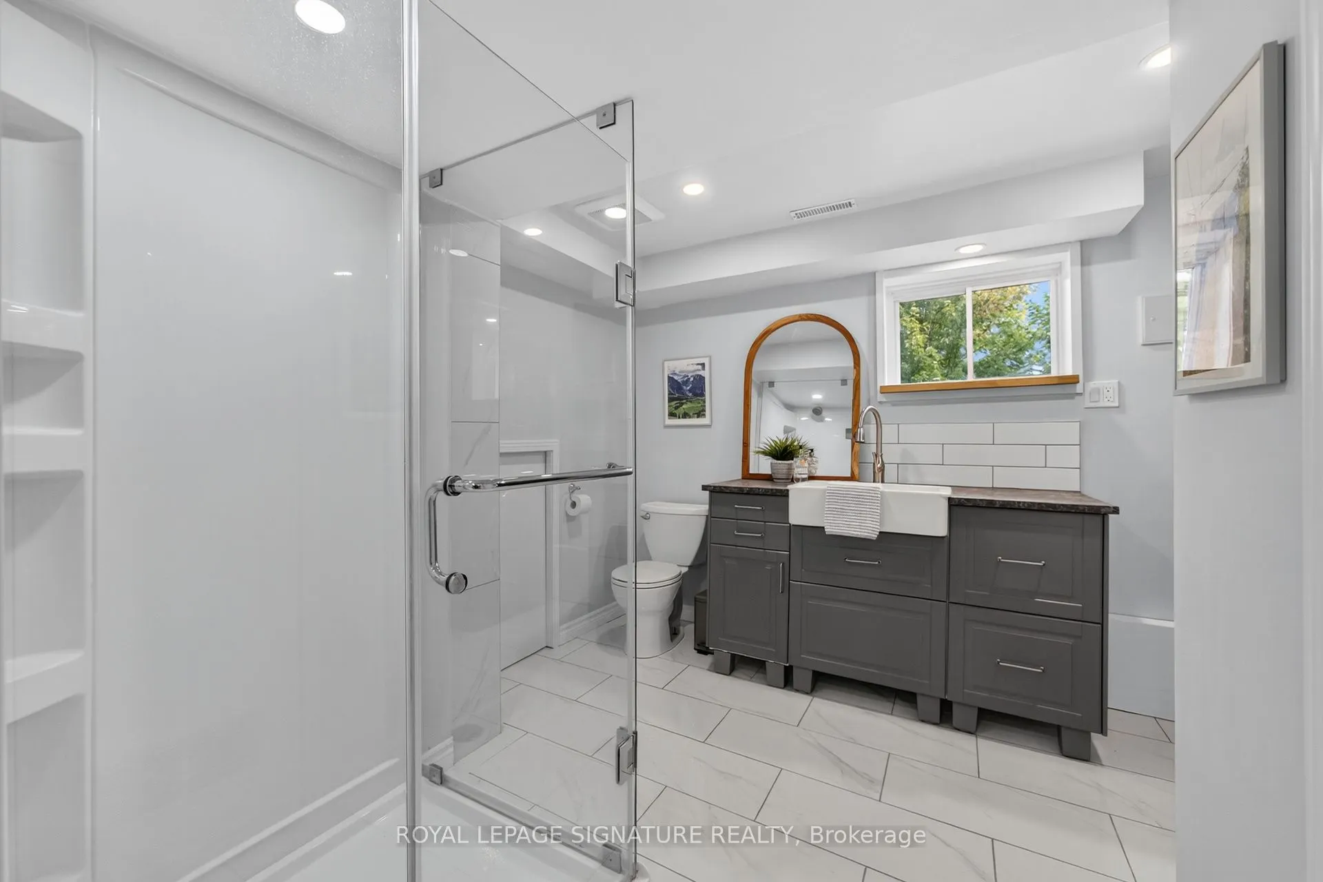 3330 Kings Masting Crescent