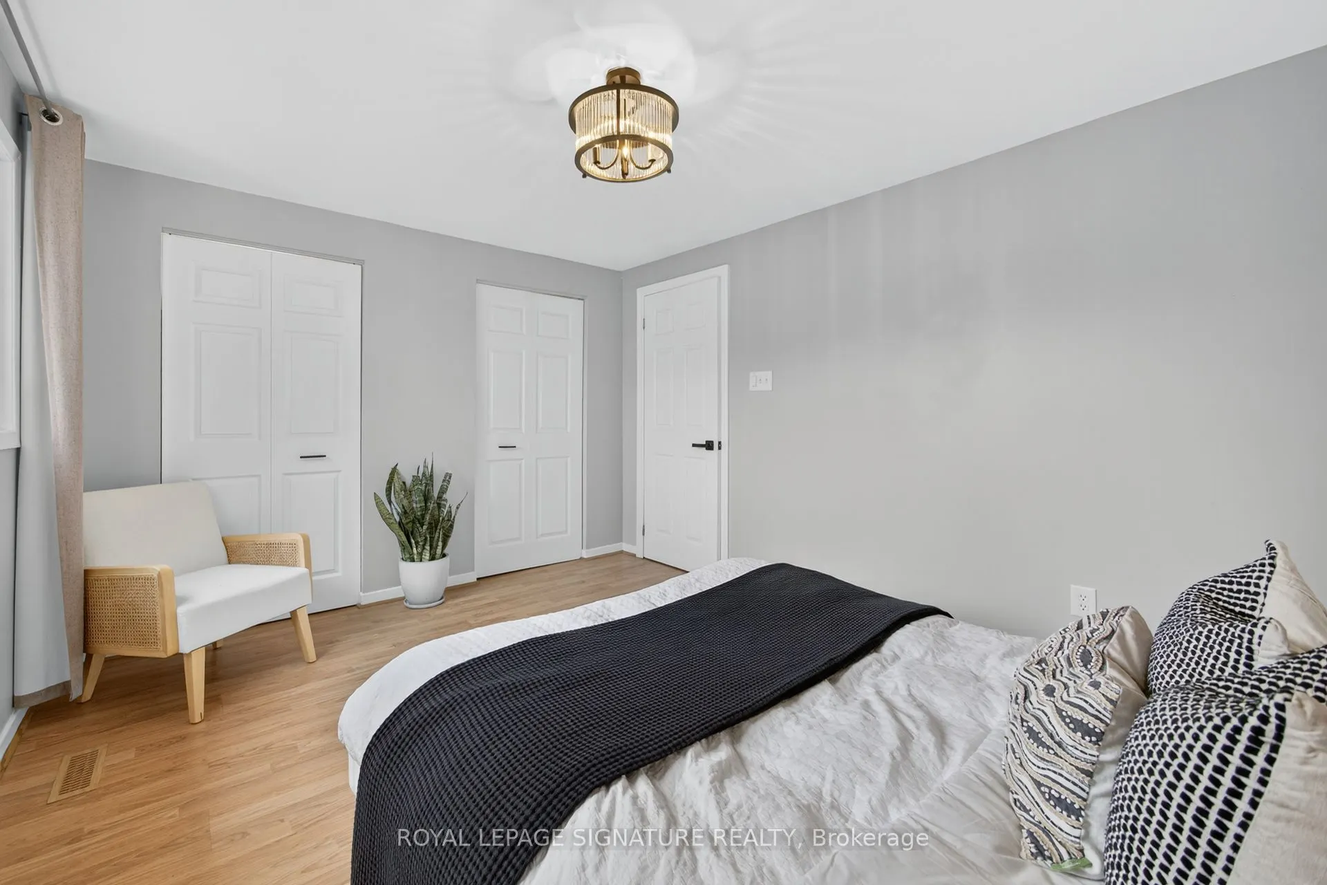 3330 Kings Masting Crescent