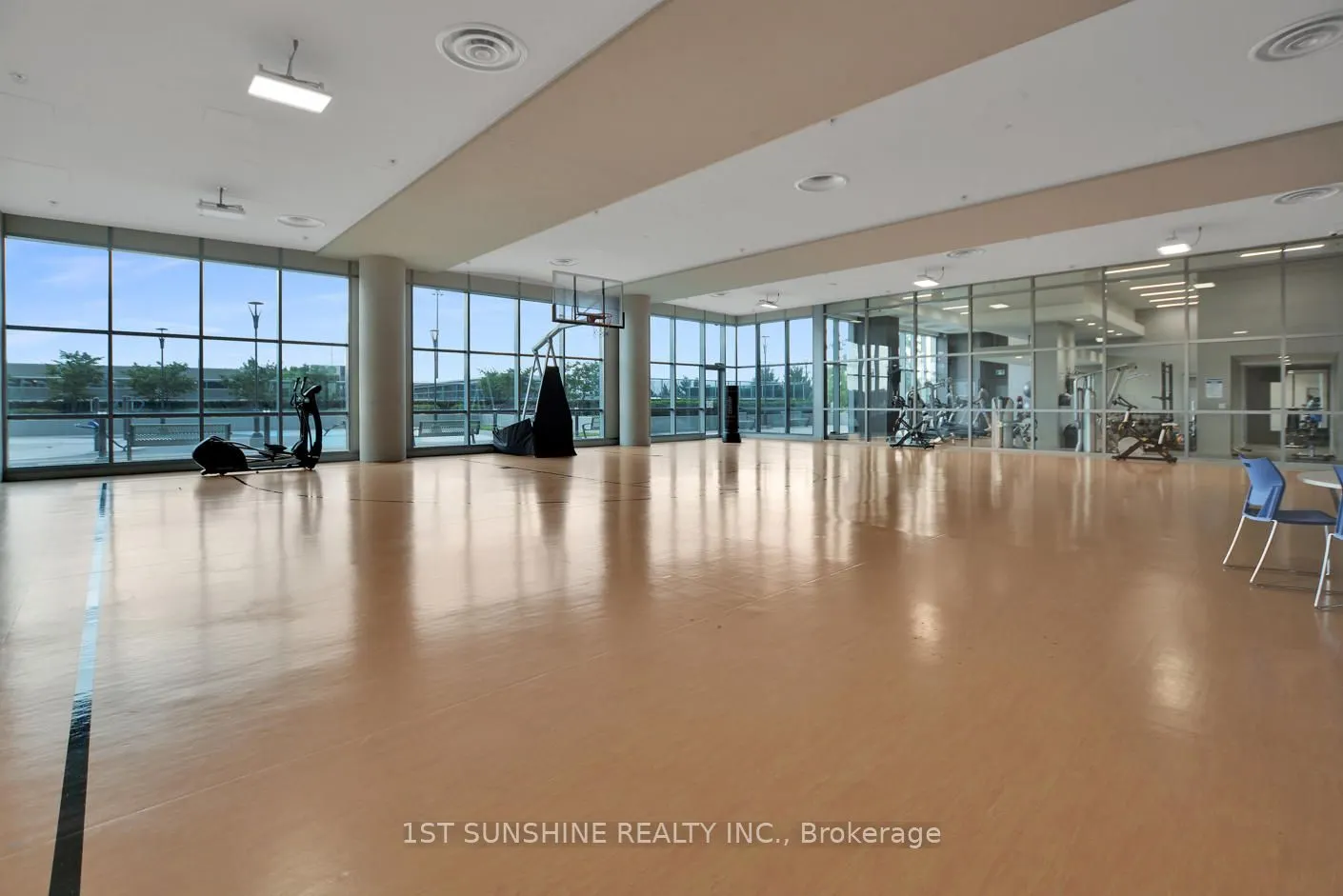 2087 Fairview Street, #2110