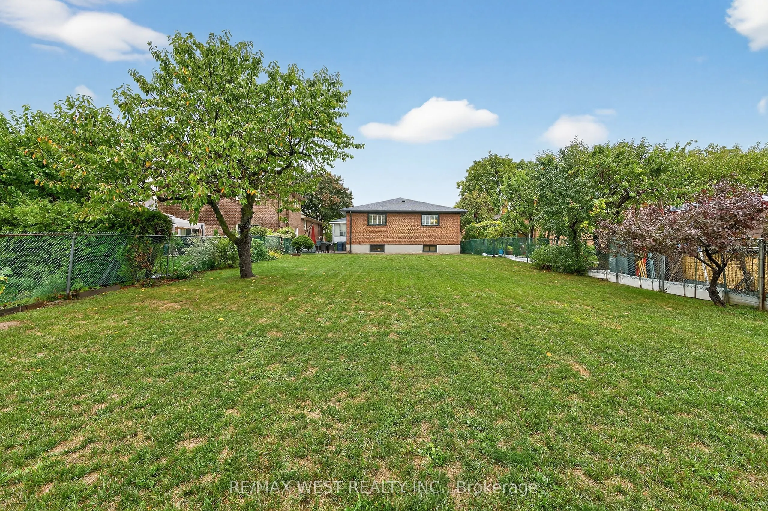 43 St Georges Boulevard