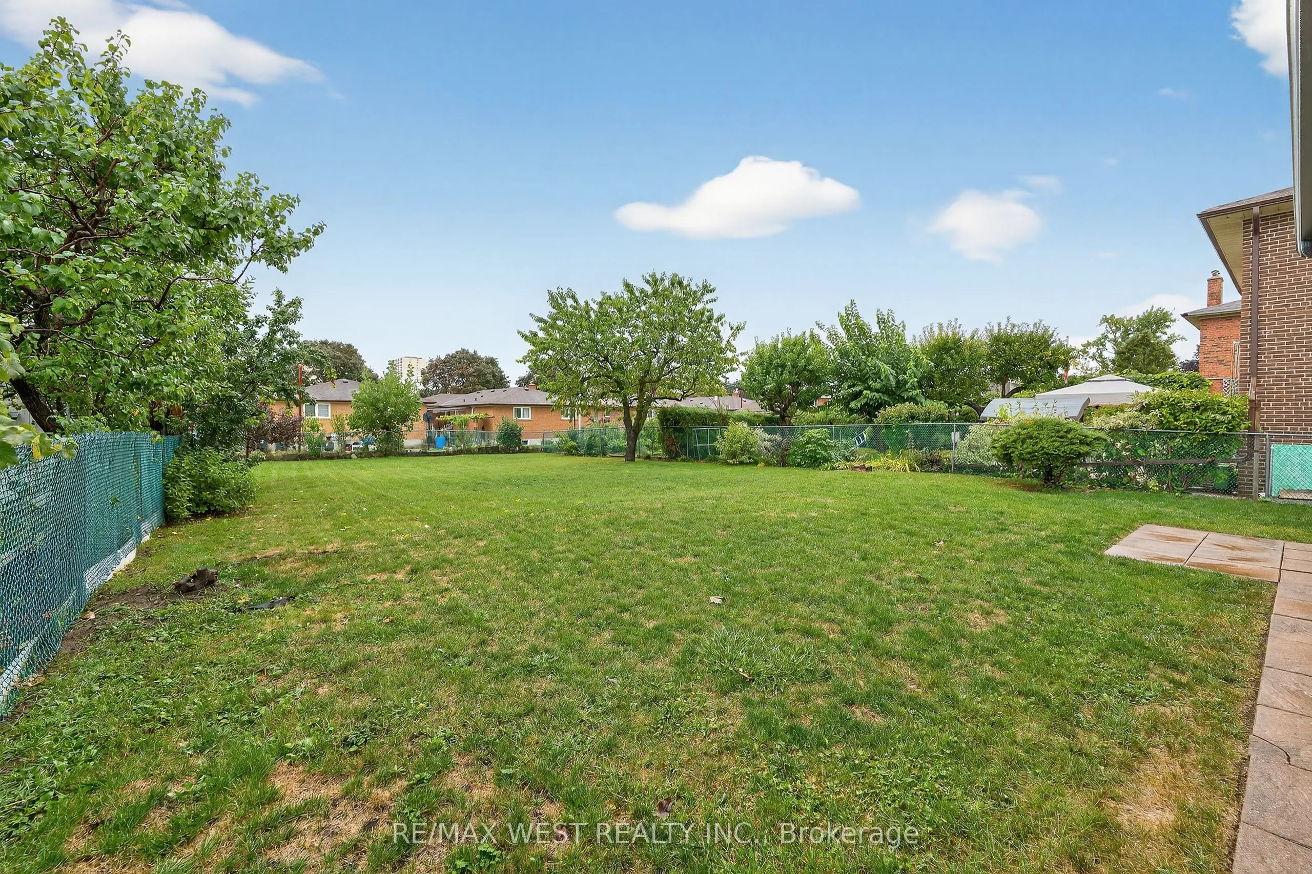 43 St Georges Boulevard