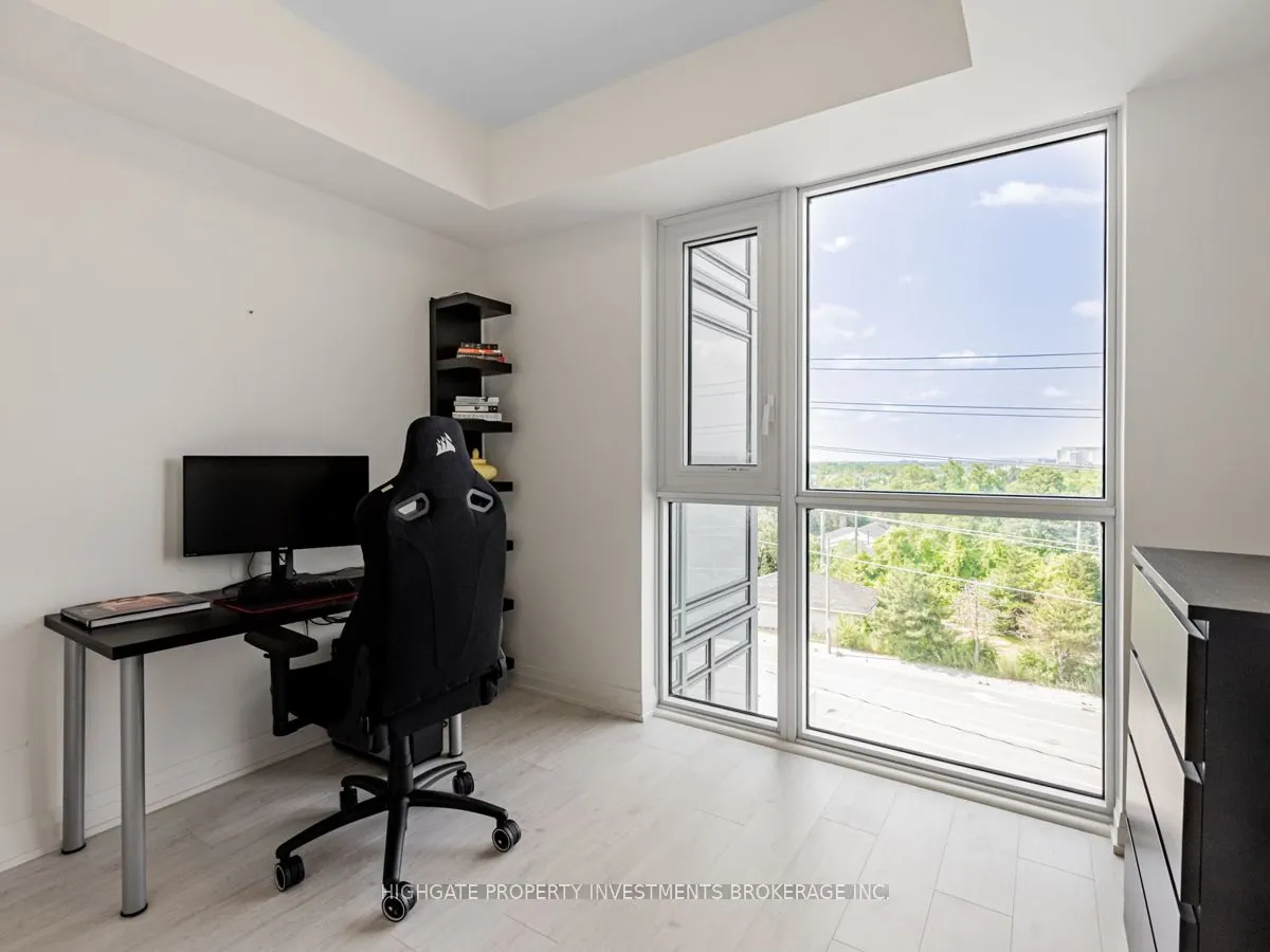 509 Dundas Street, #403