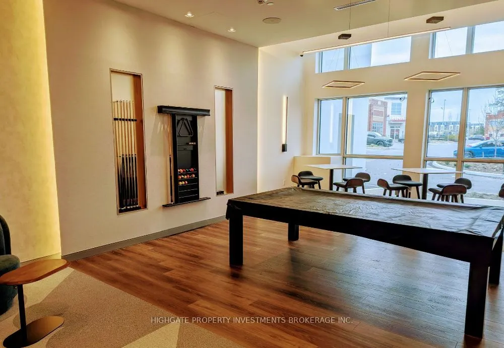 509 Dundas Street, #403