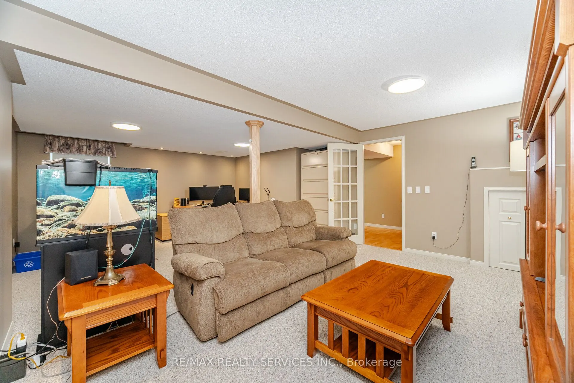 8 Inwood Place