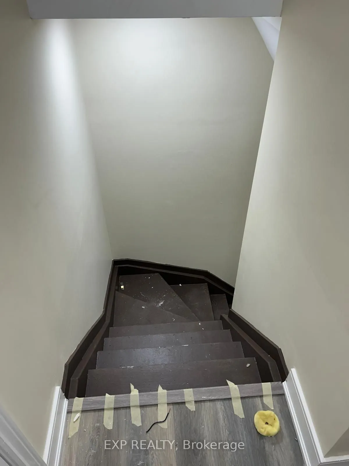 10 Alicewood Grove, #Bsmt