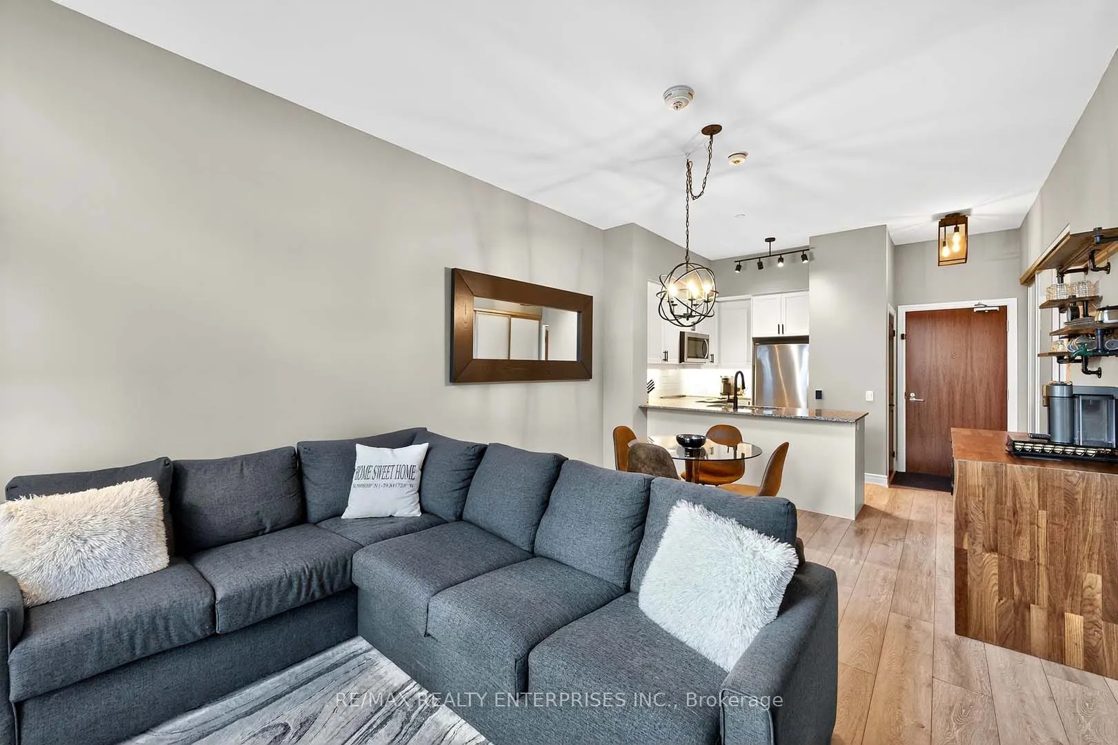 1050 Main Street E, #114