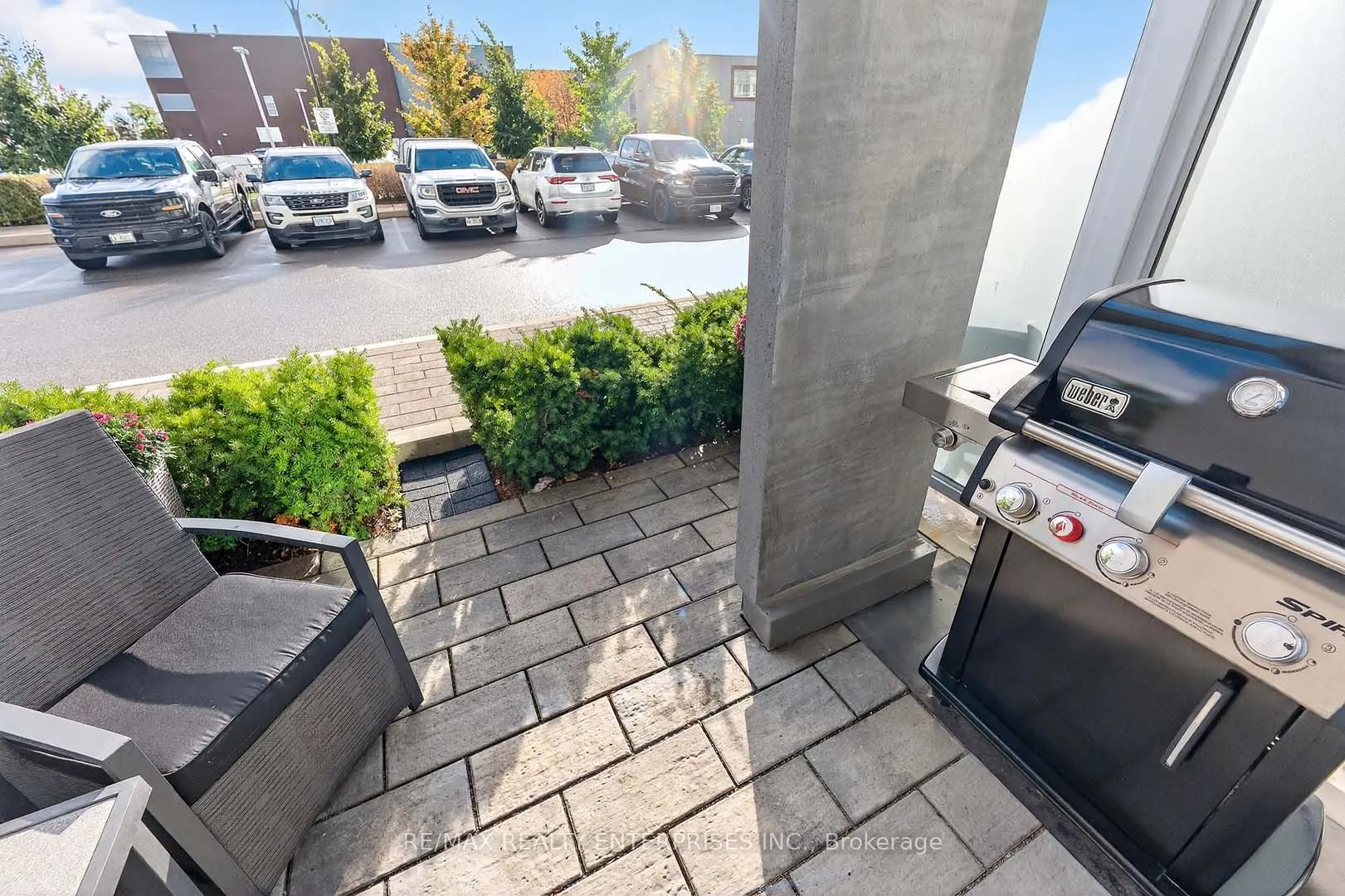 1050 Main Street E, #114