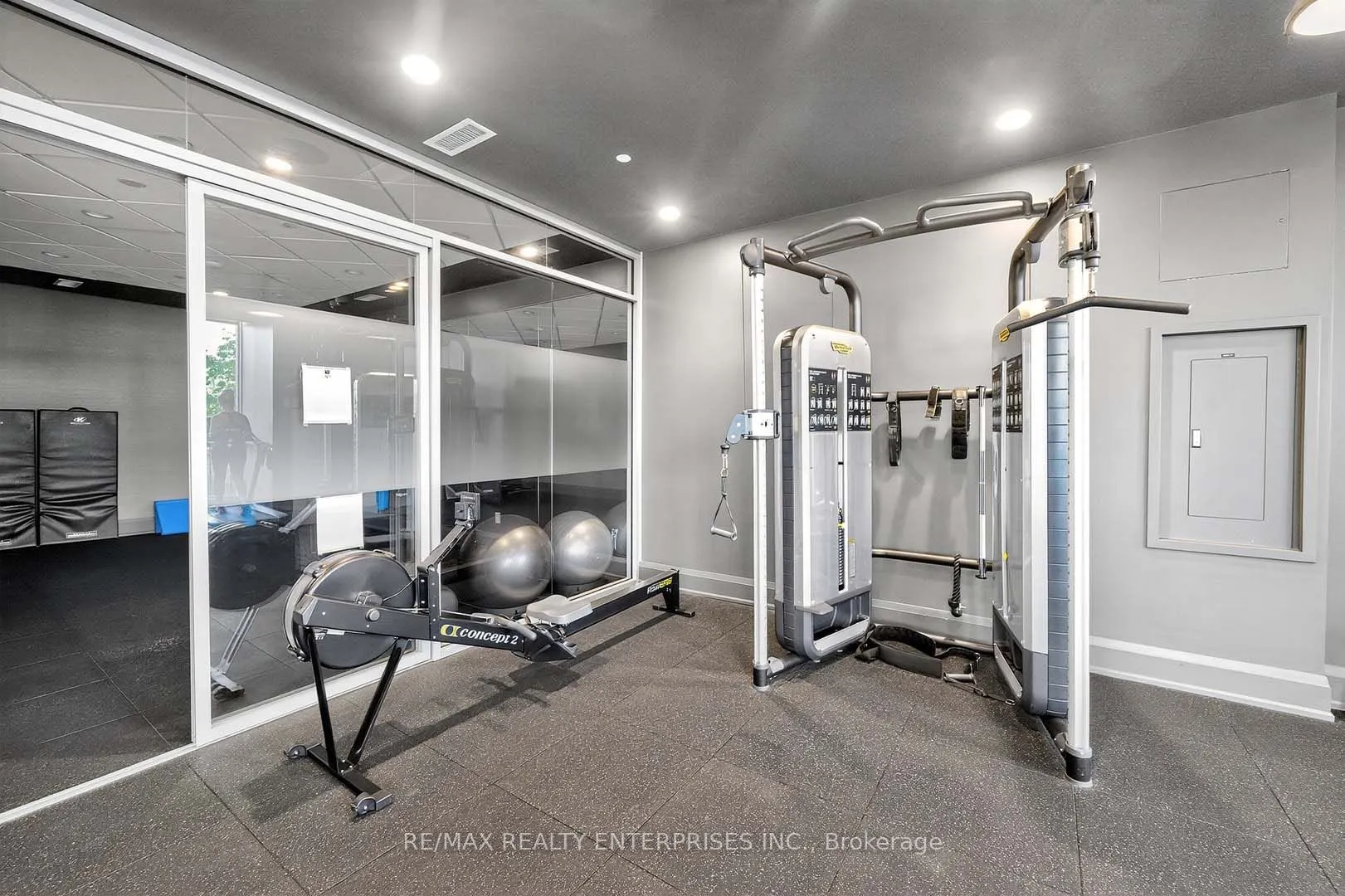 1050 Main Street E, #114