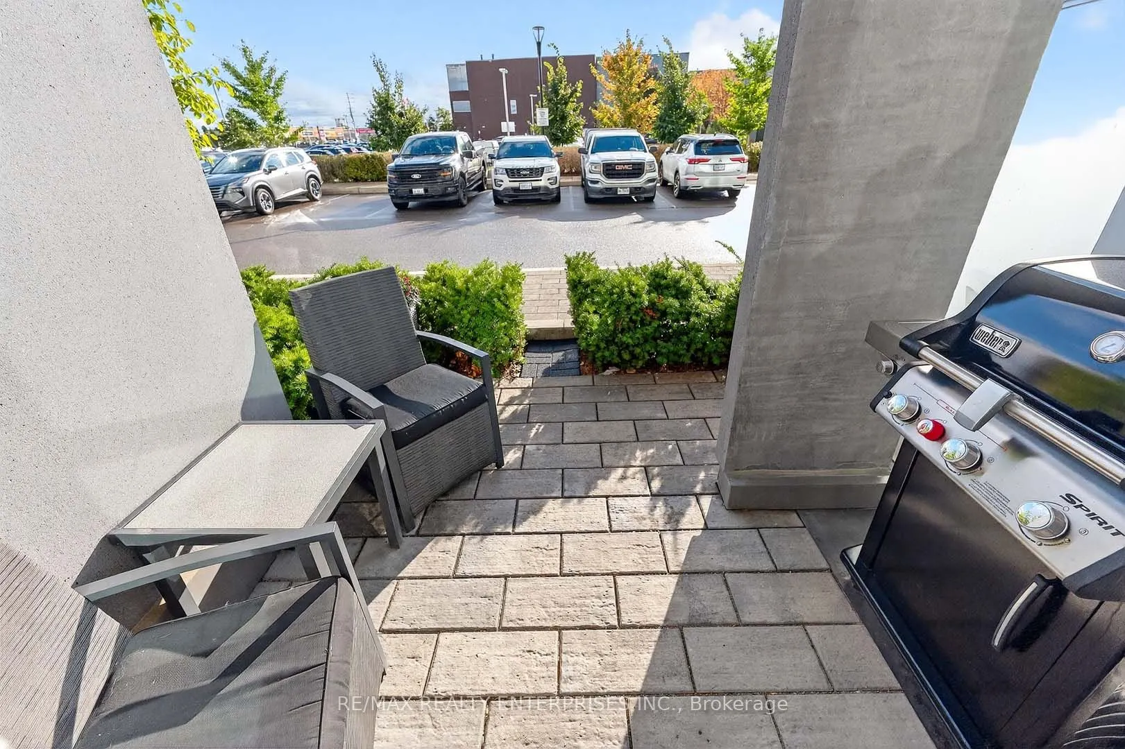 1050 Main Street E, #114