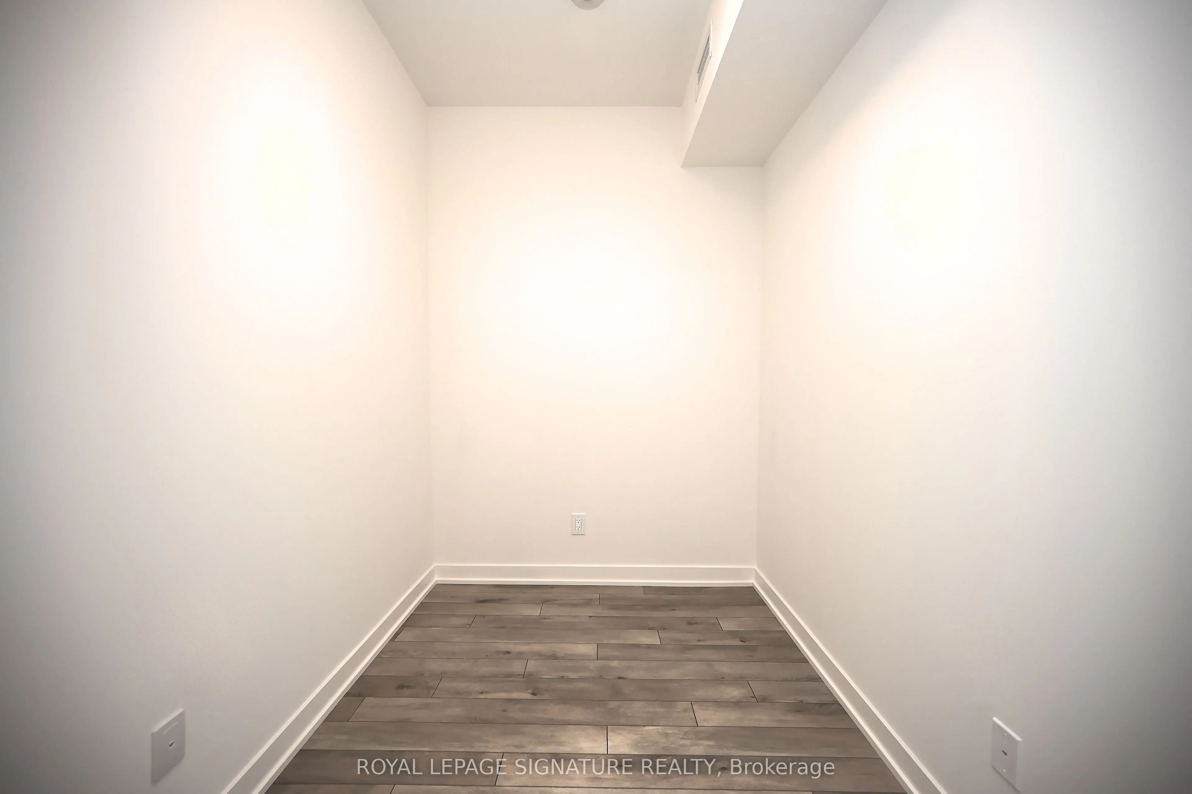 3079 Trafalgar Road