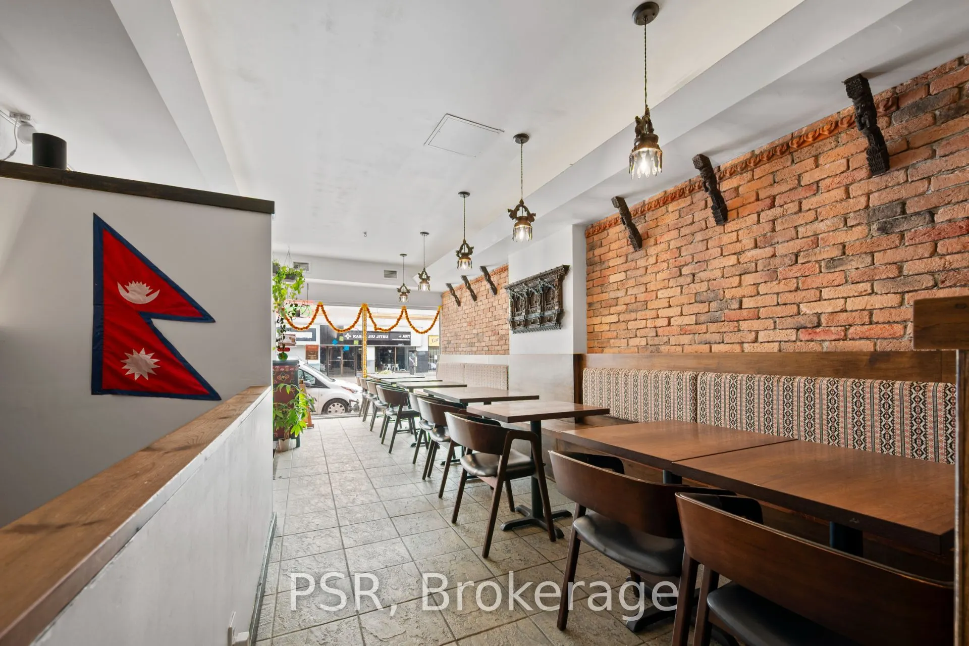 1508 Queen Street W