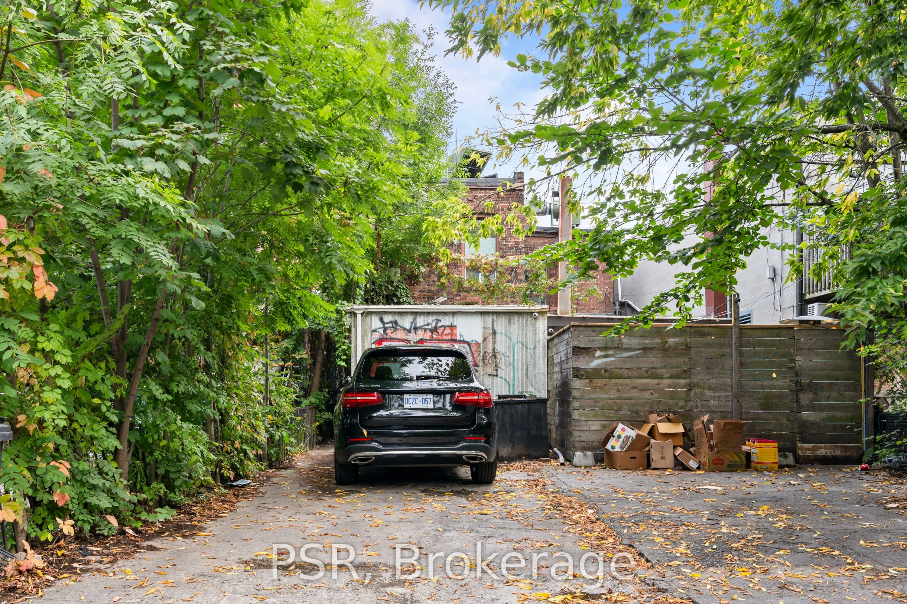 1508 Queen Street W