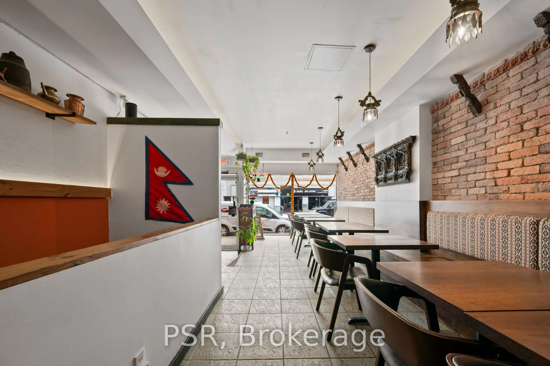 1508 Queen Street W