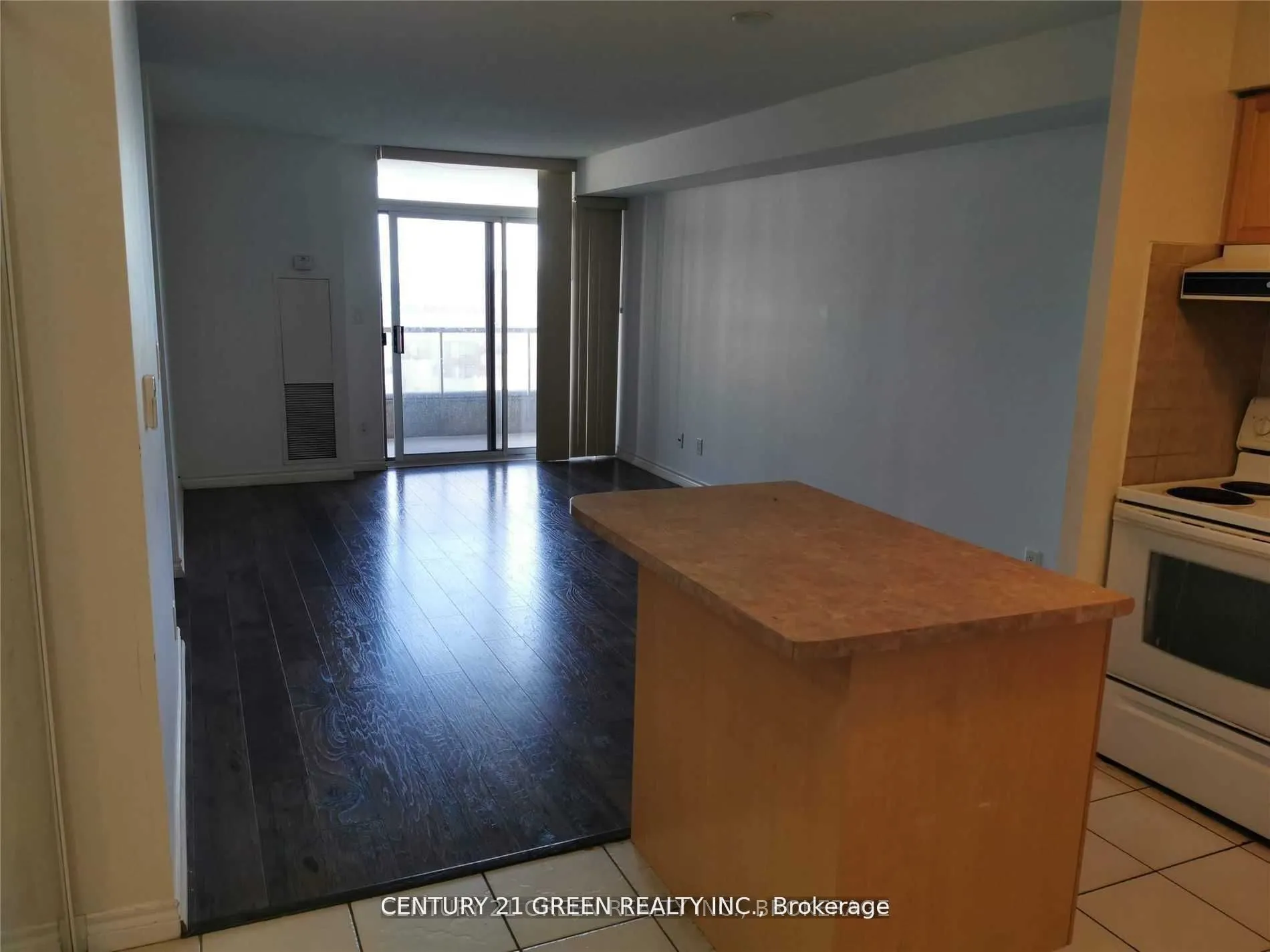 3888 Duke Of York Boulevard, #2726