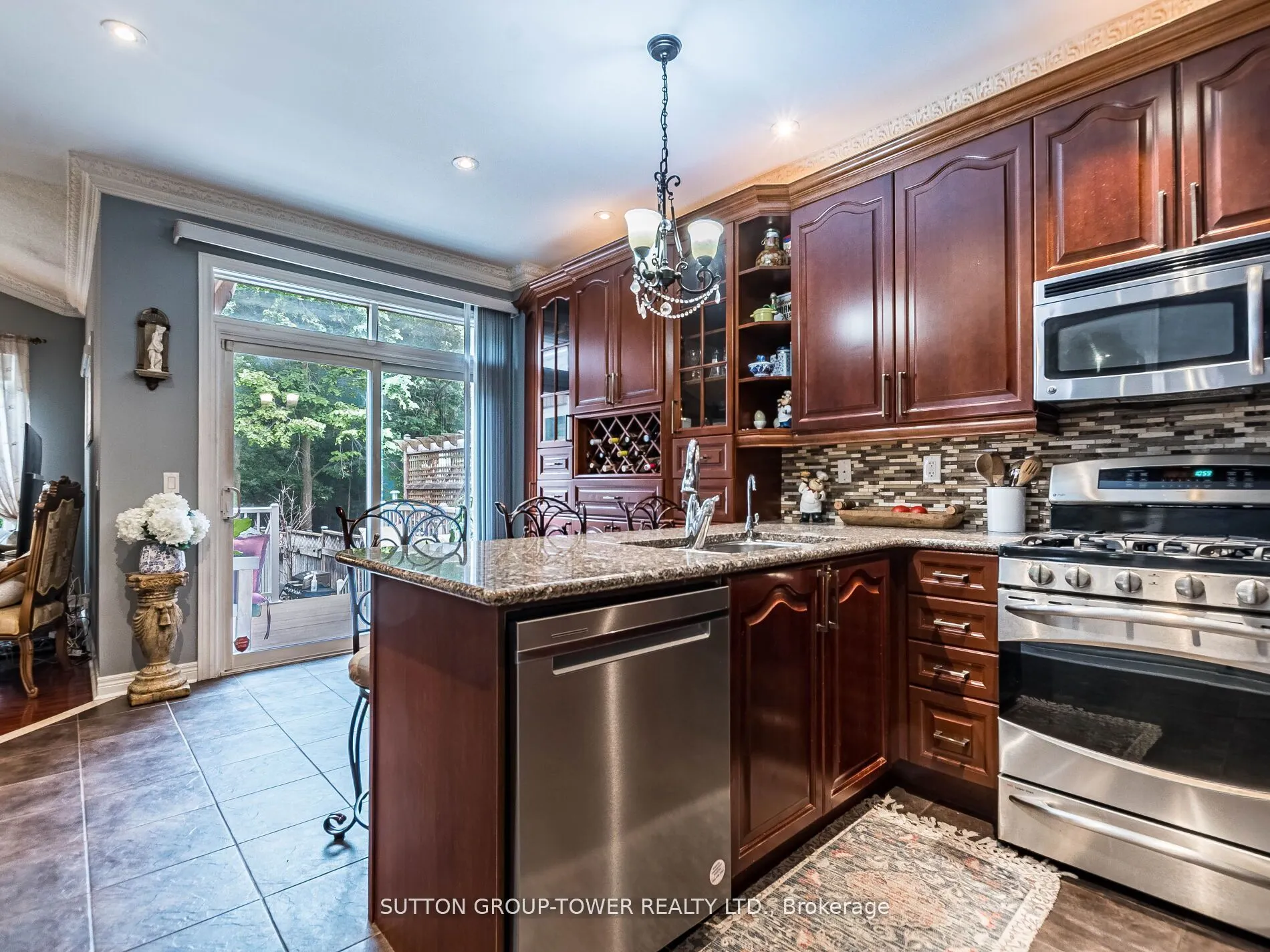 5224 Churchill Meadows Boulevard