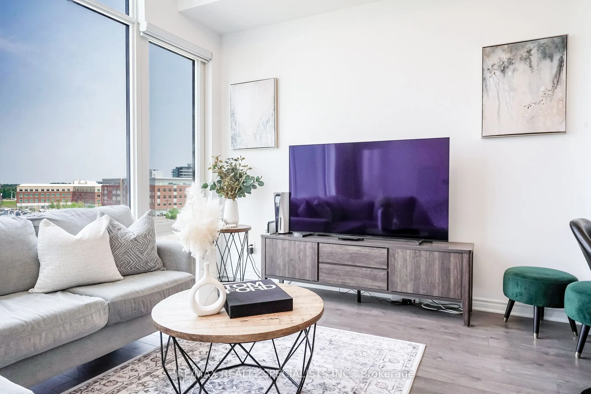 150 Oak Park Boulevard, #513