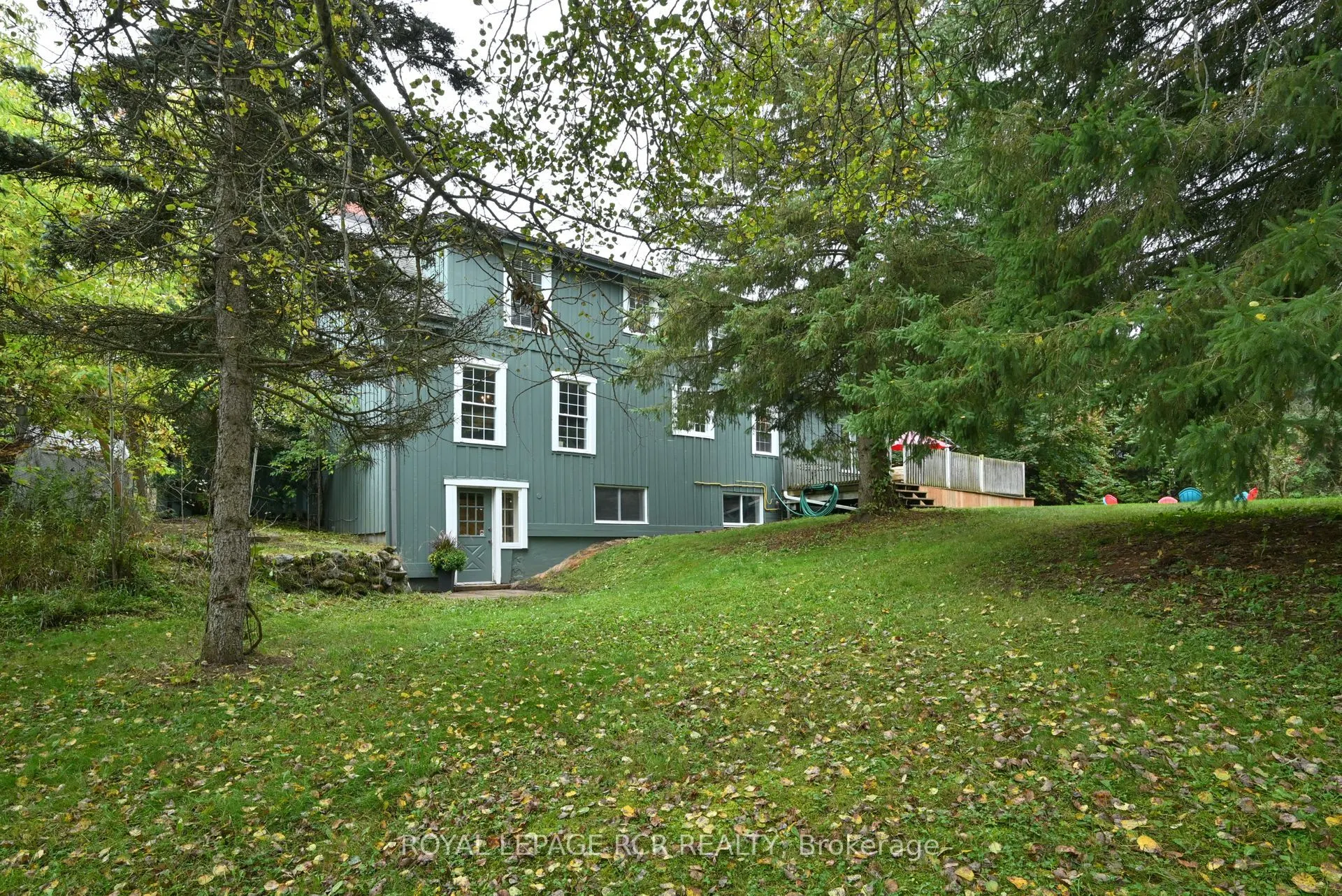 1762 Queen Street