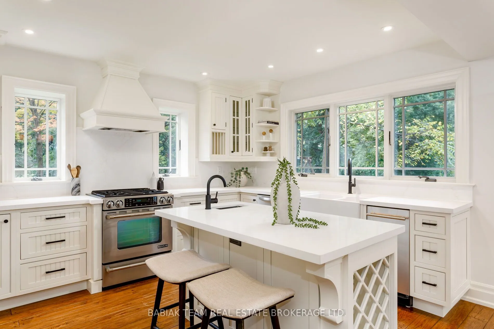 9 Humbercrest Point