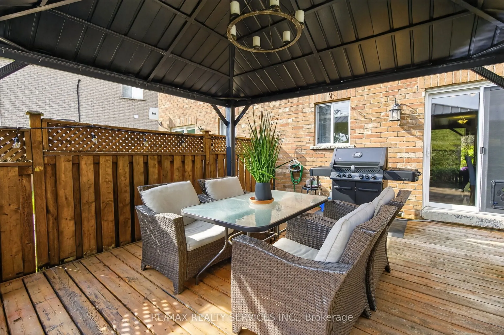 12 Hesketh Court