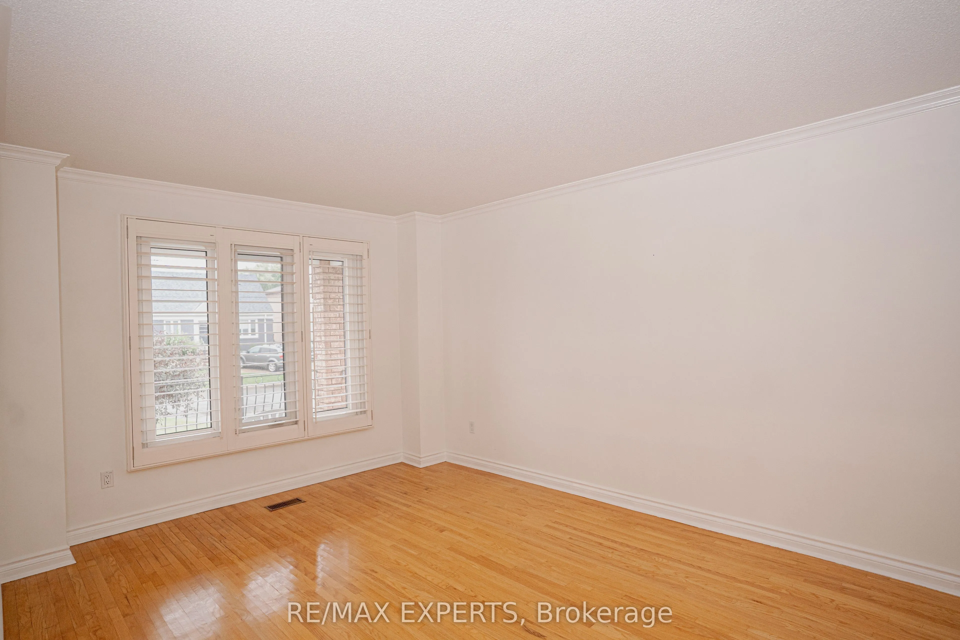 48 Ingleside Drive