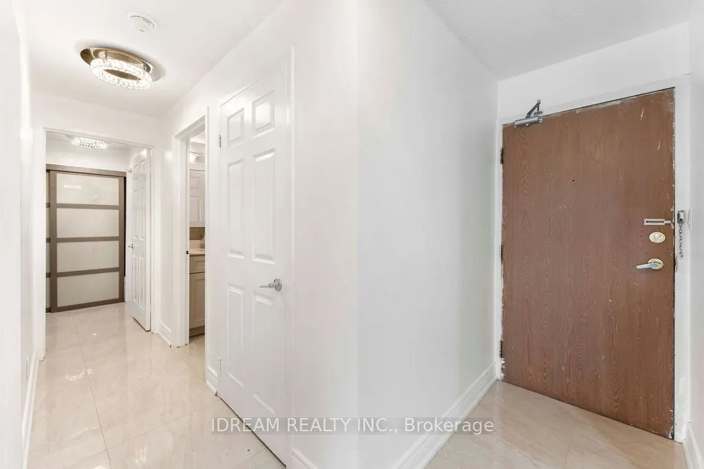 25 Agnes Street, #1208