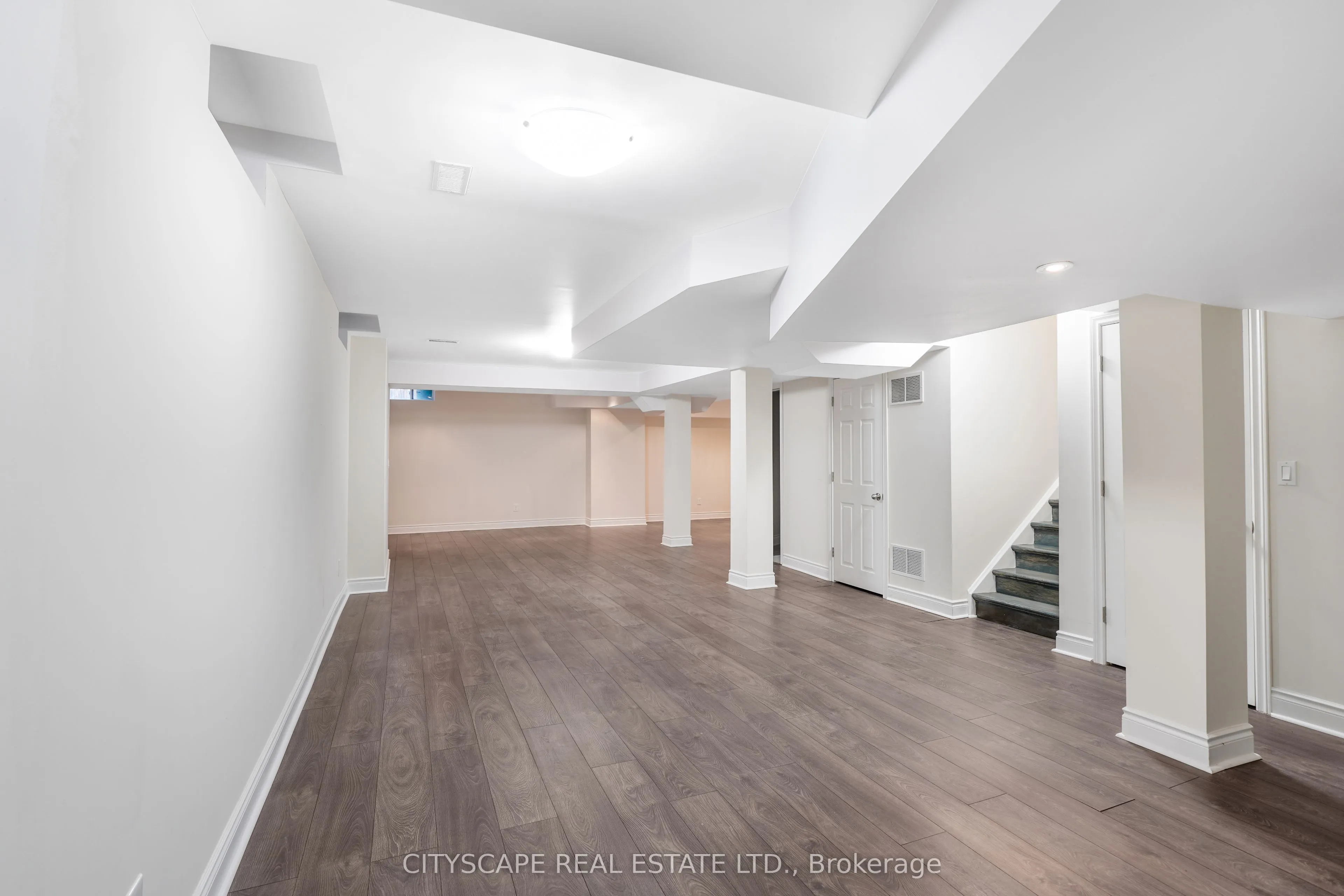5515 Challenger Drive