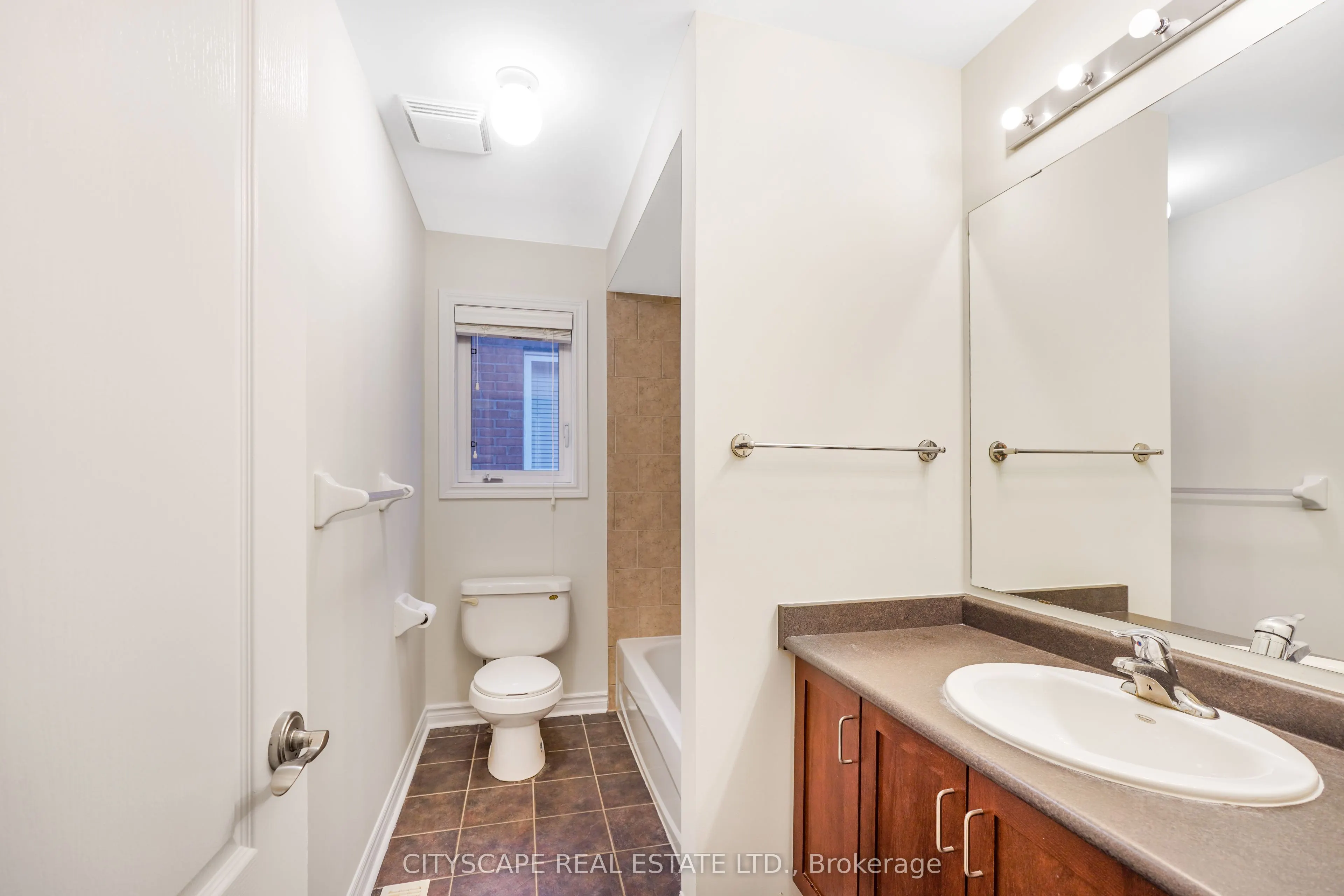 5515 Challenger Drive