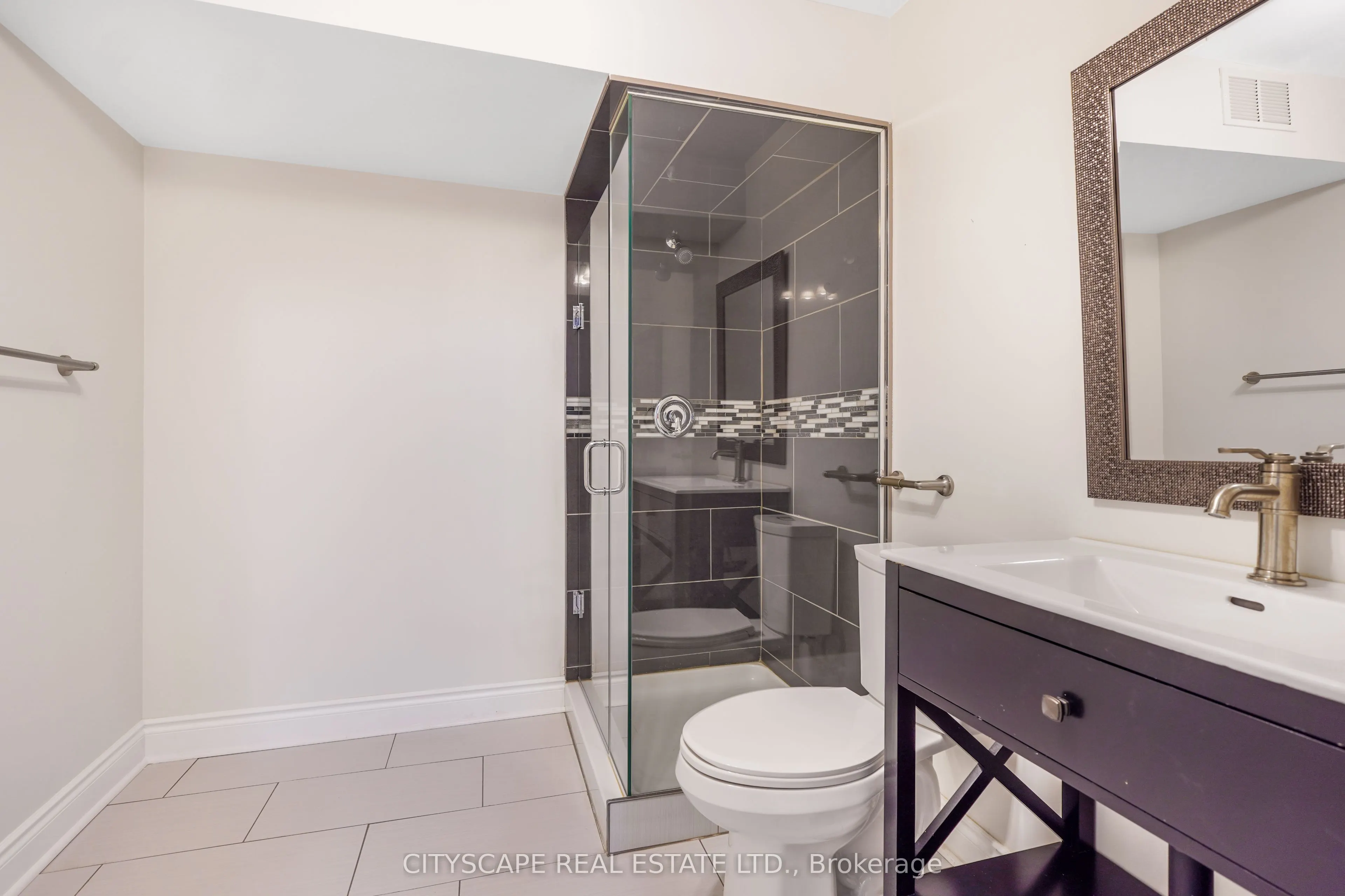 5515 Challenger Drive