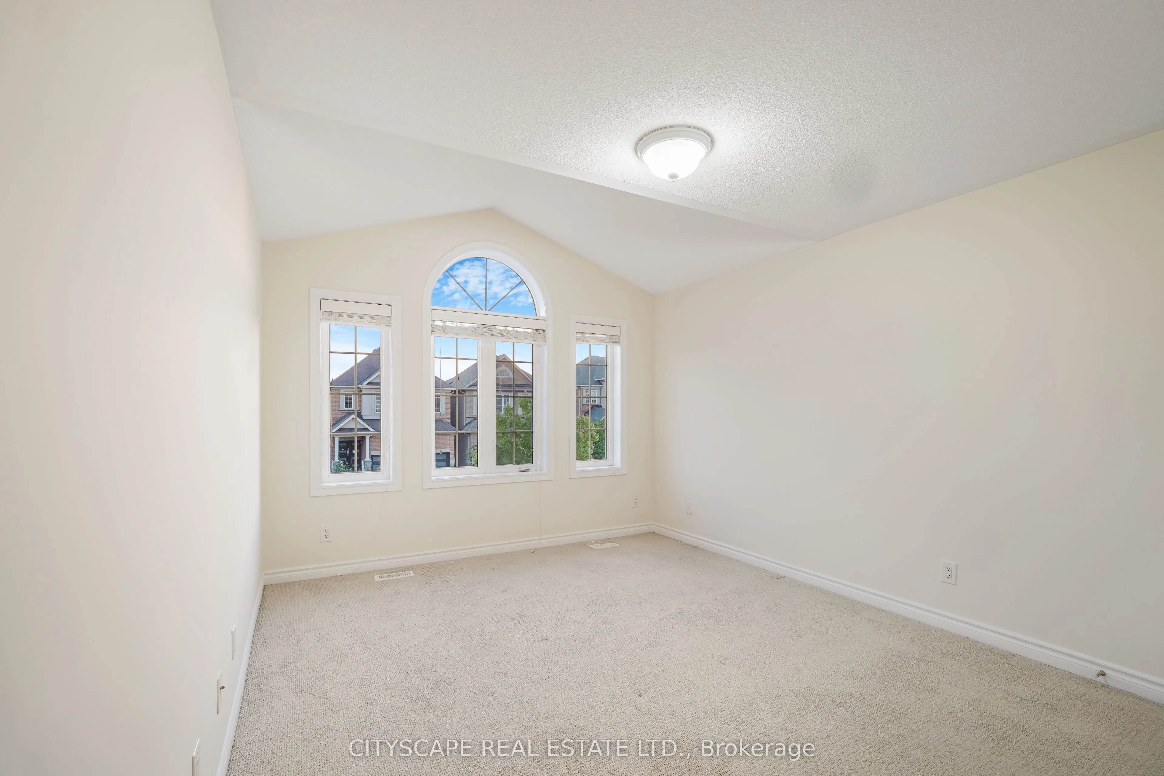 5515 Challenger Drive