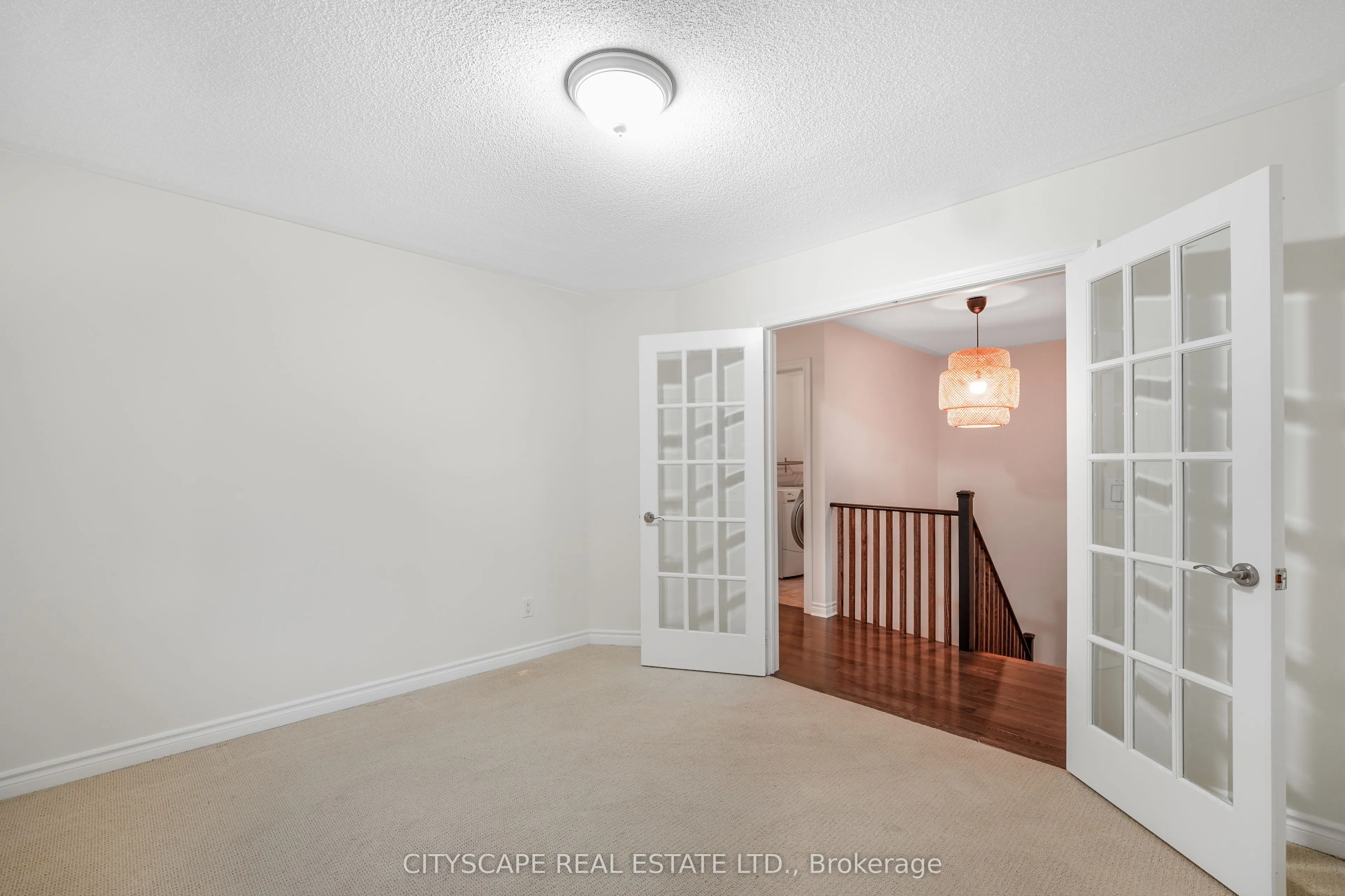 5515 Challenger Drive