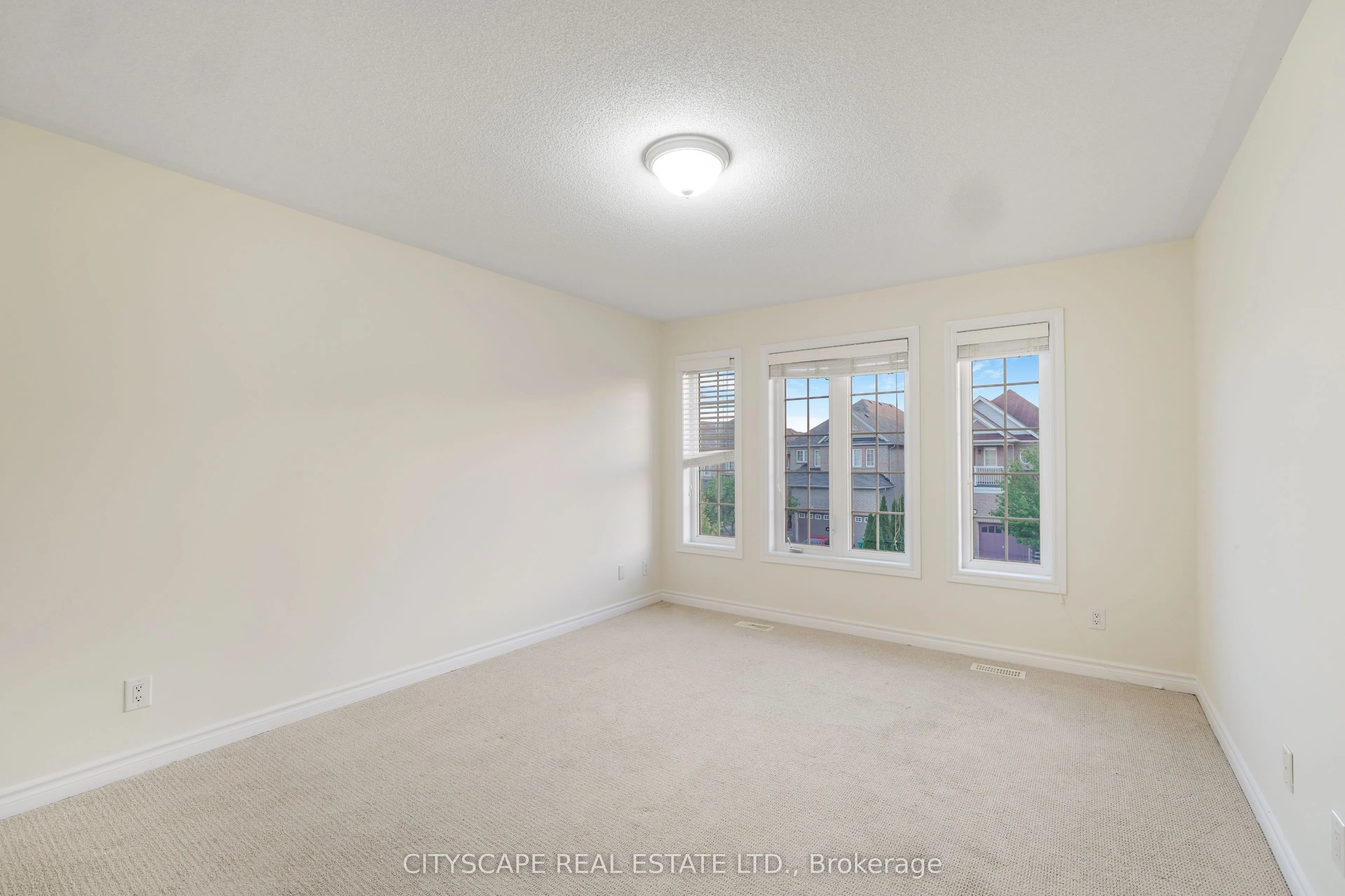 5515 Challenger Drive