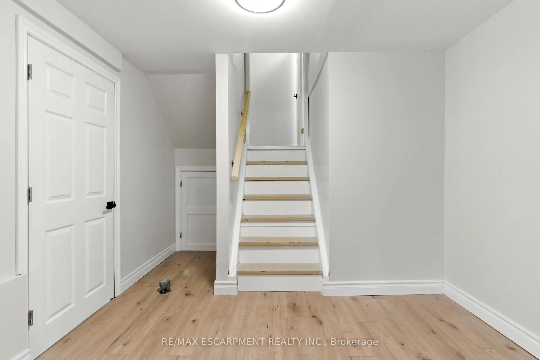 1423 Thornton Road