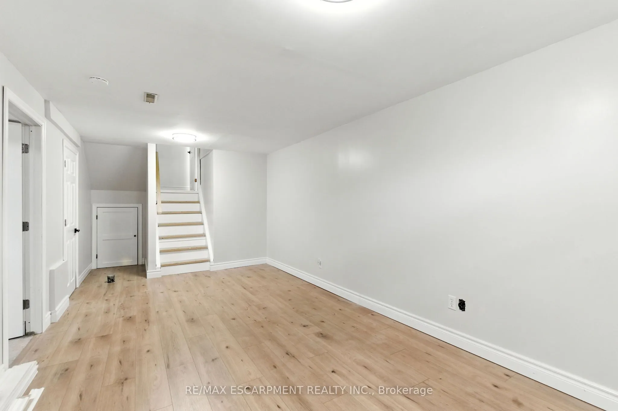 1423 Thornton Road