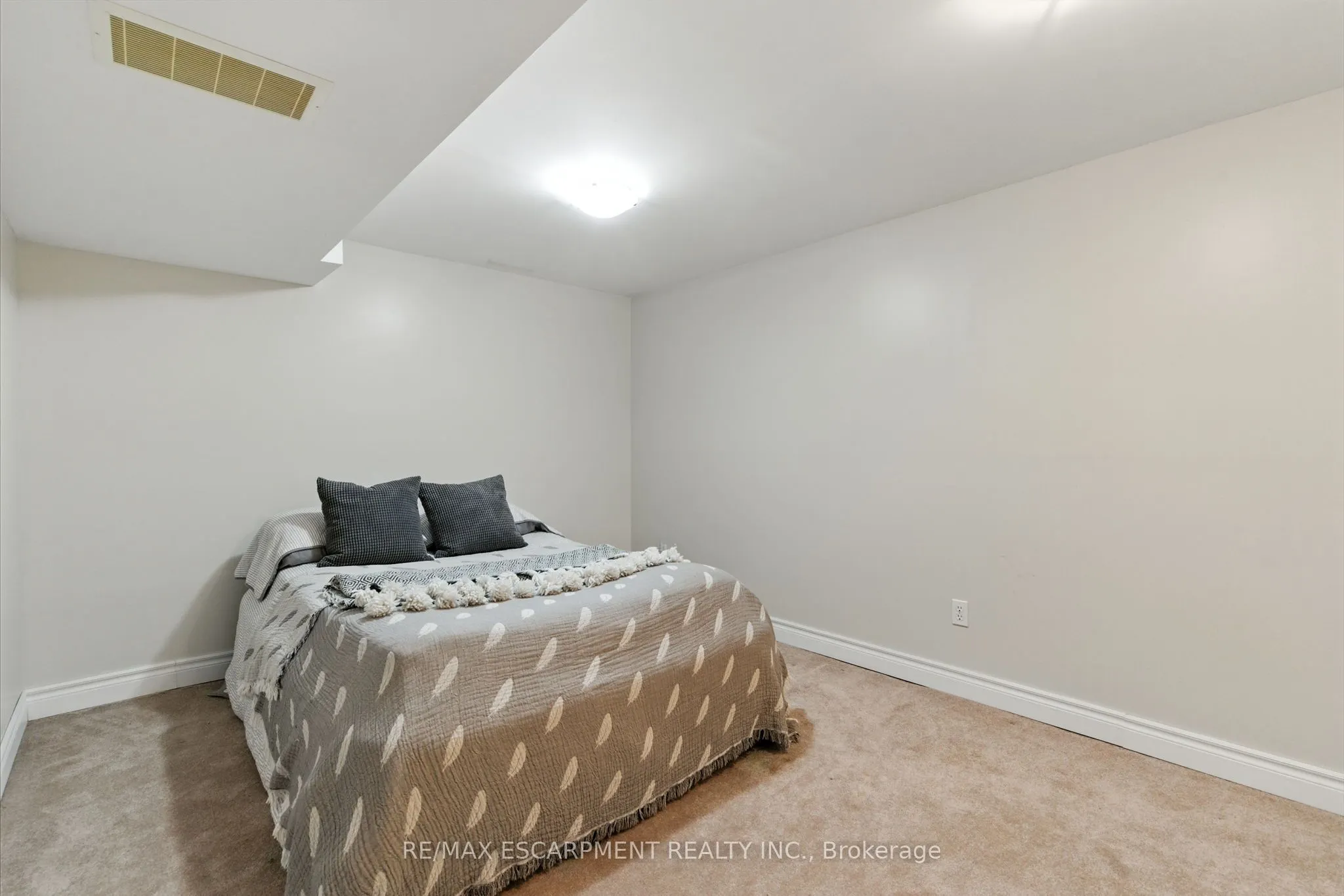 1423 Thornton Road