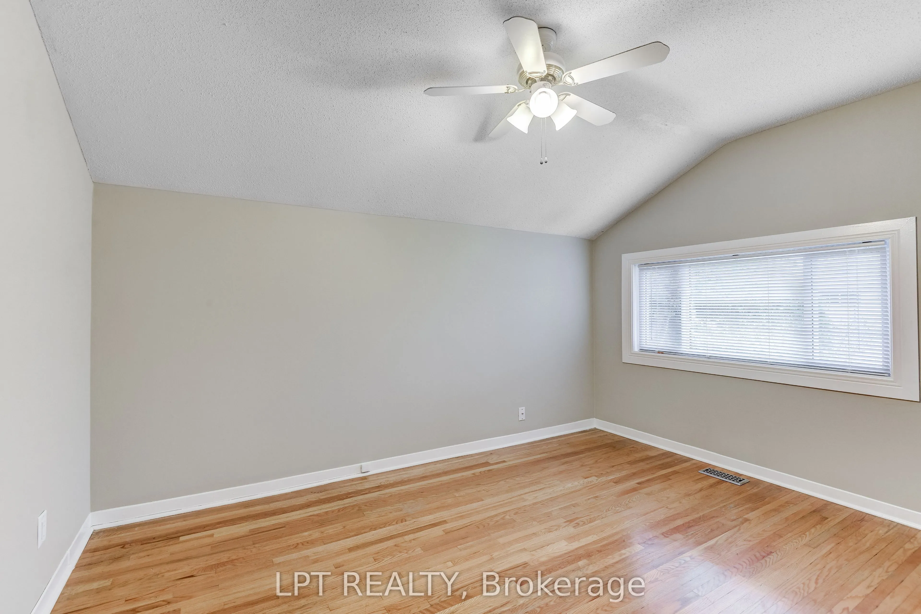31 Burgby Avenue