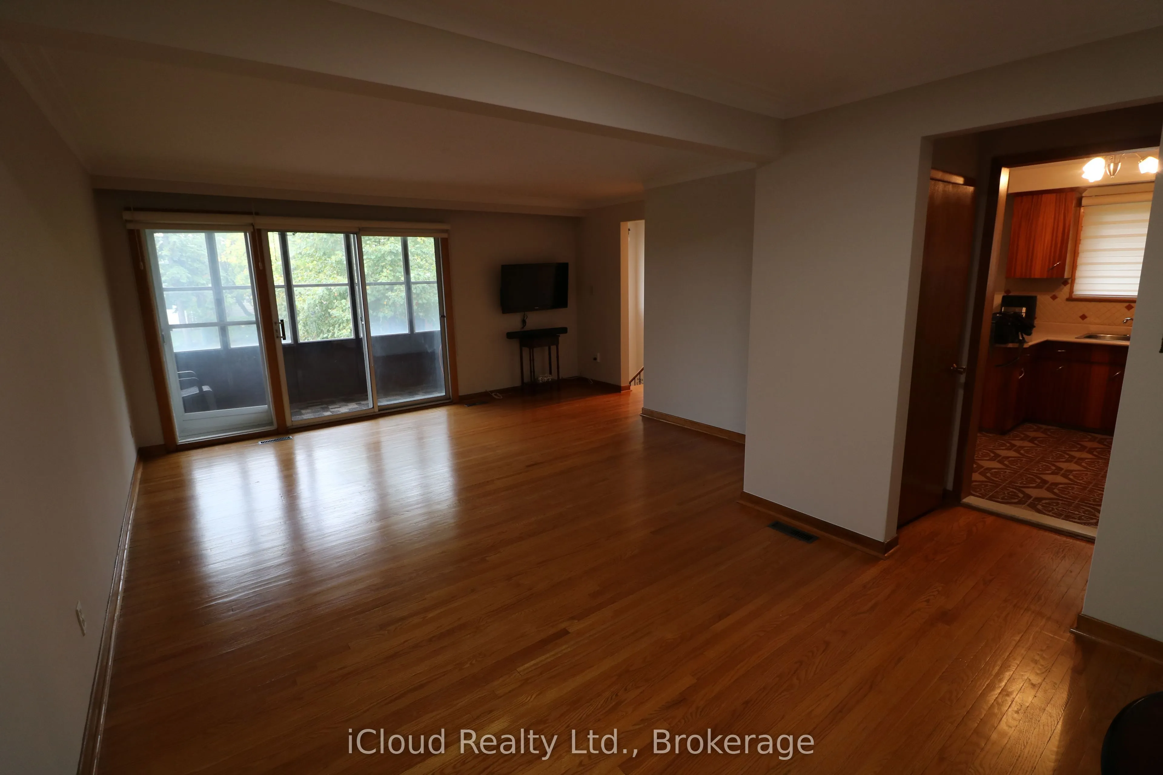 61 Rockbank Crescent