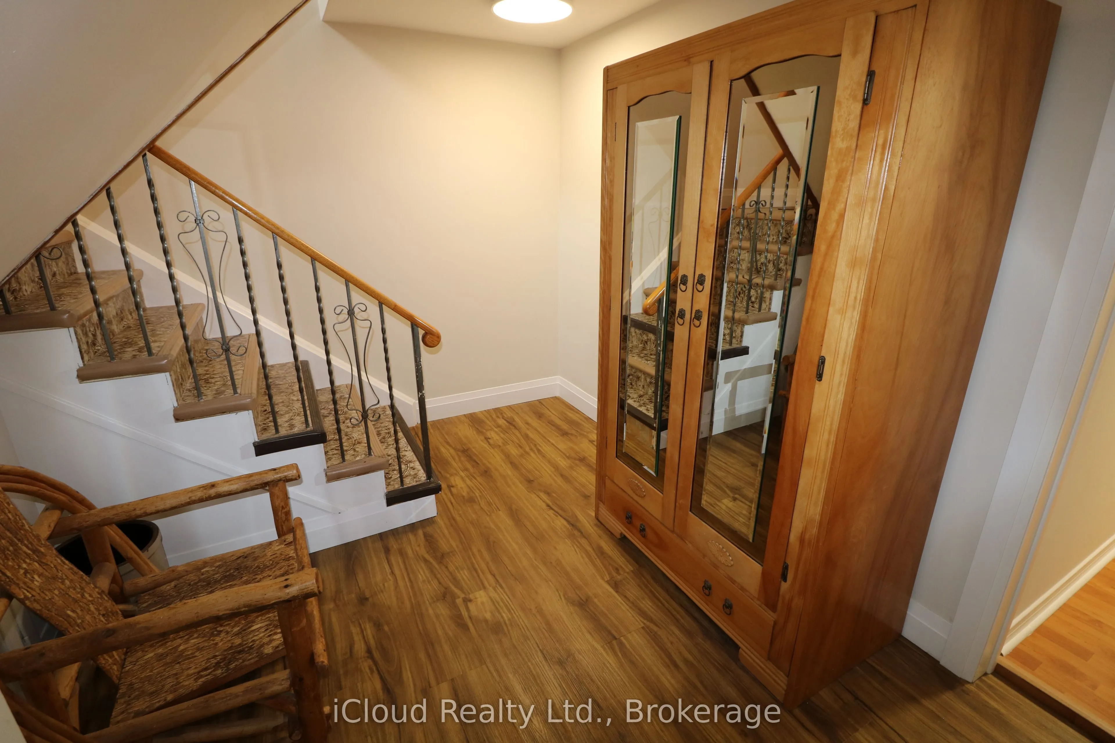 61 Rockbank Crescent