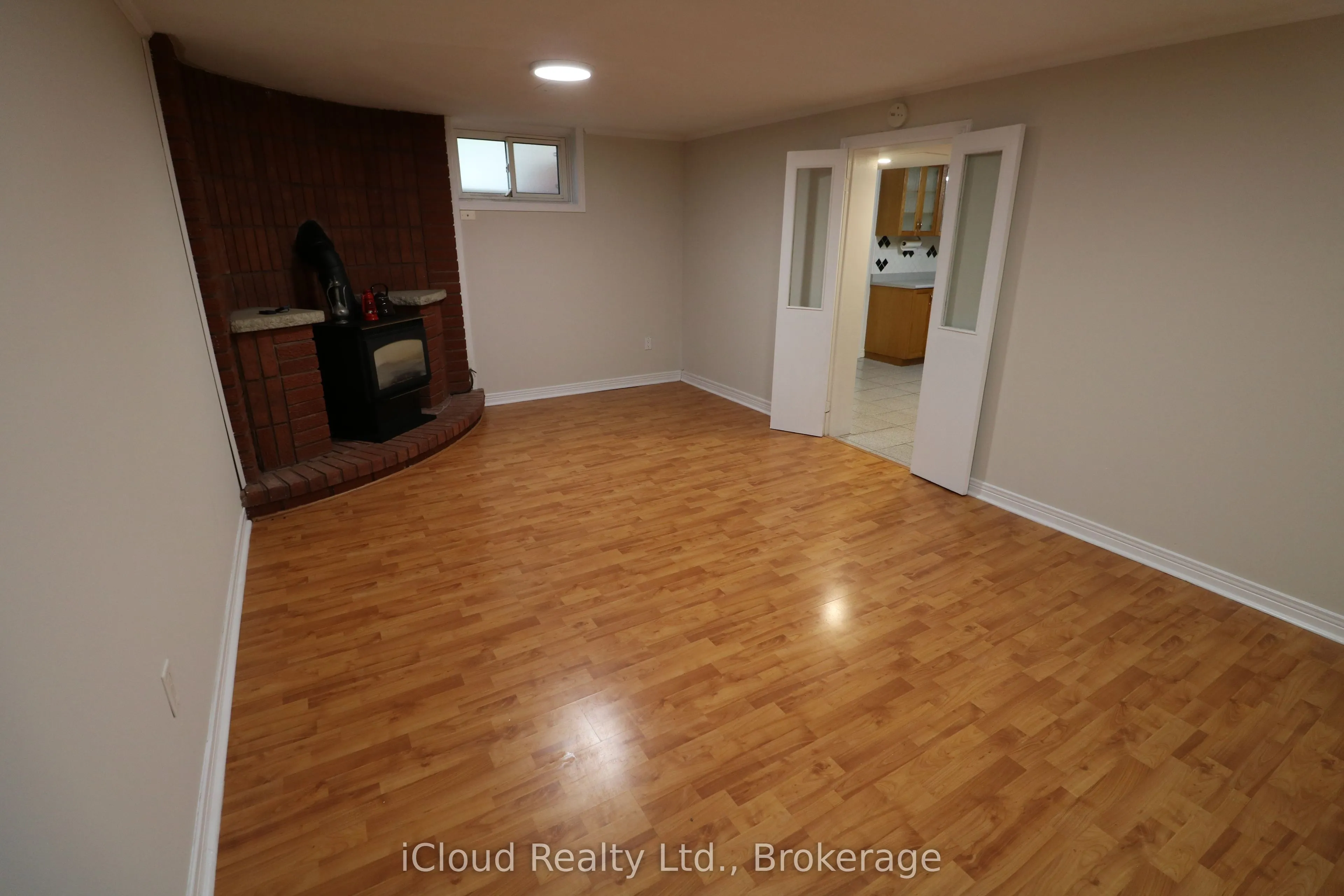 61 Rockbank Crescent
