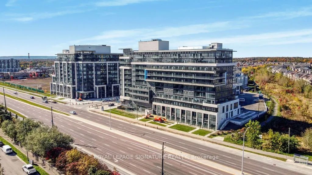 395 Dundas Street W, #316