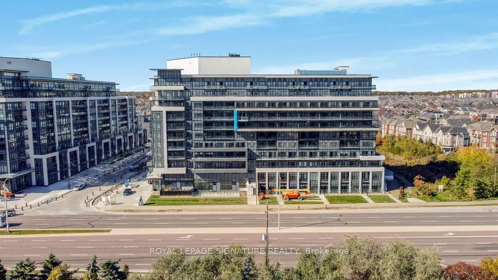 395 Dundas Street W, #316