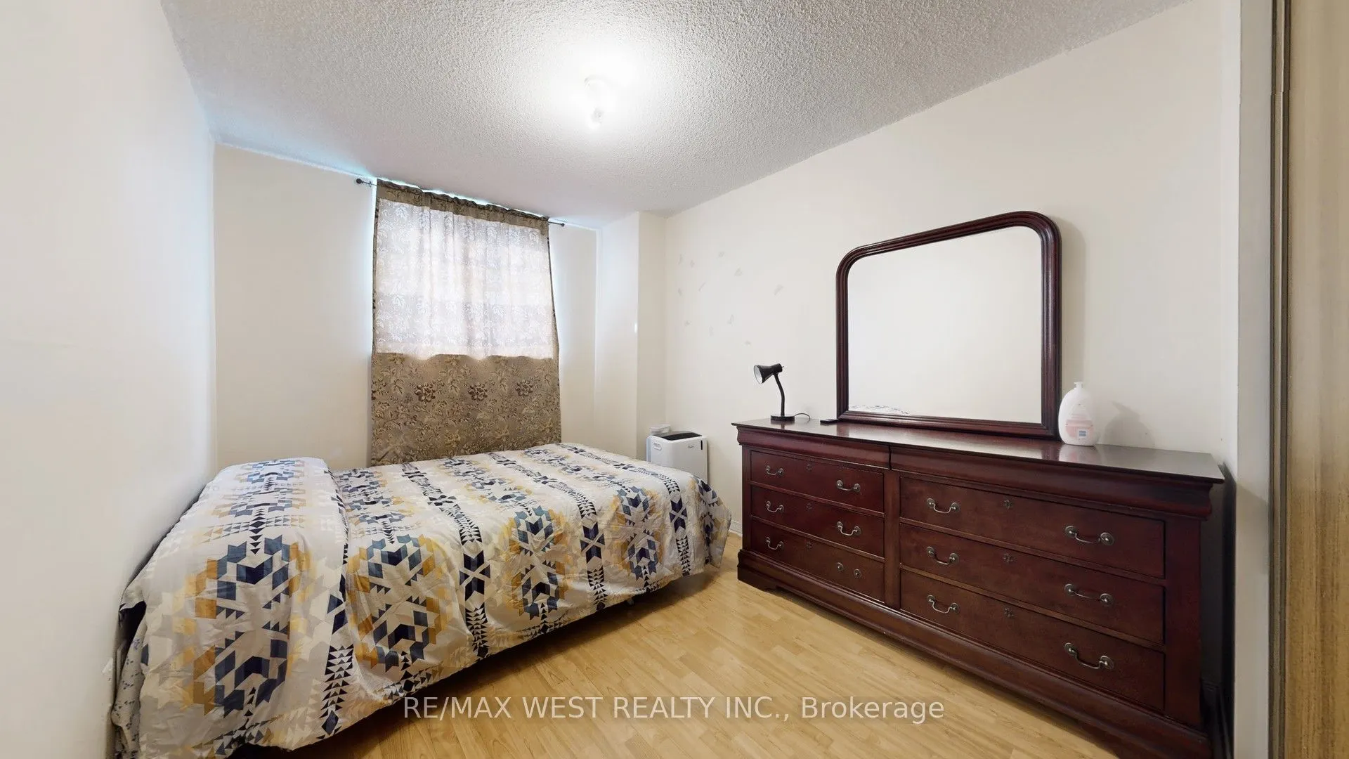 940 Caledonia Road, #210