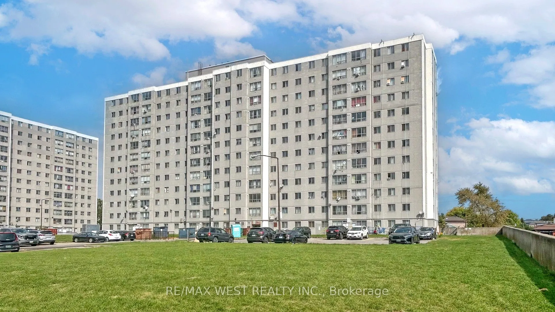 940 Caledonia Road, #210