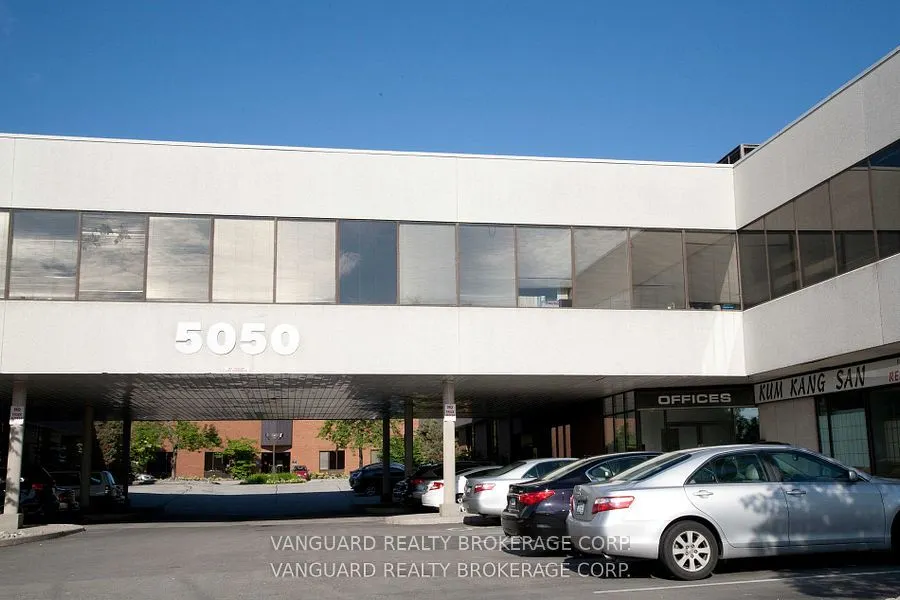 5050 Dufferin Street, #207