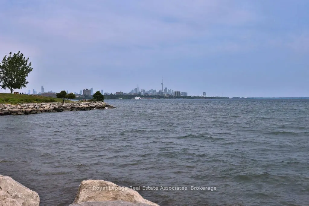 2083 Lake Shore Boulevard W, #1514