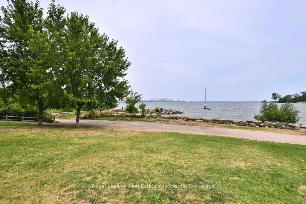 2083 Lake Shore Boulevard W, #1514
