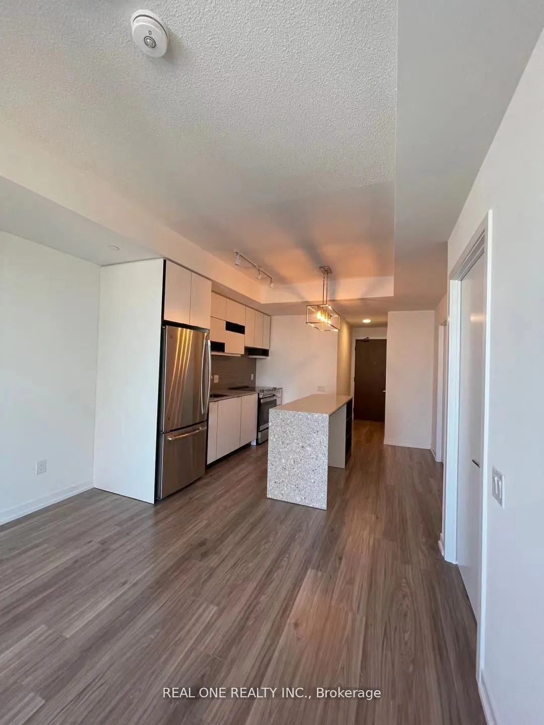 4065 Confederation Parkway, #1907