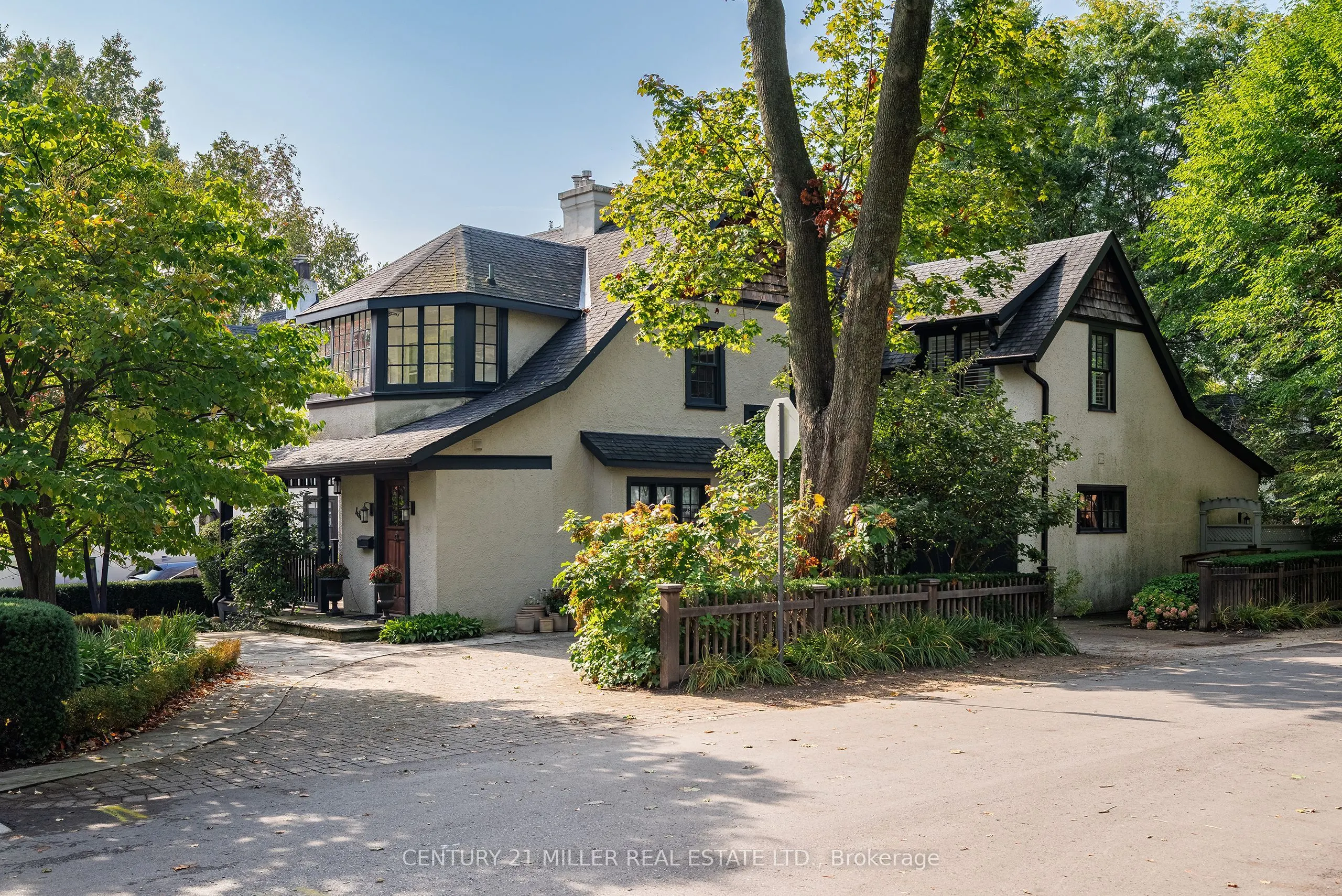 44 Howard Avenue