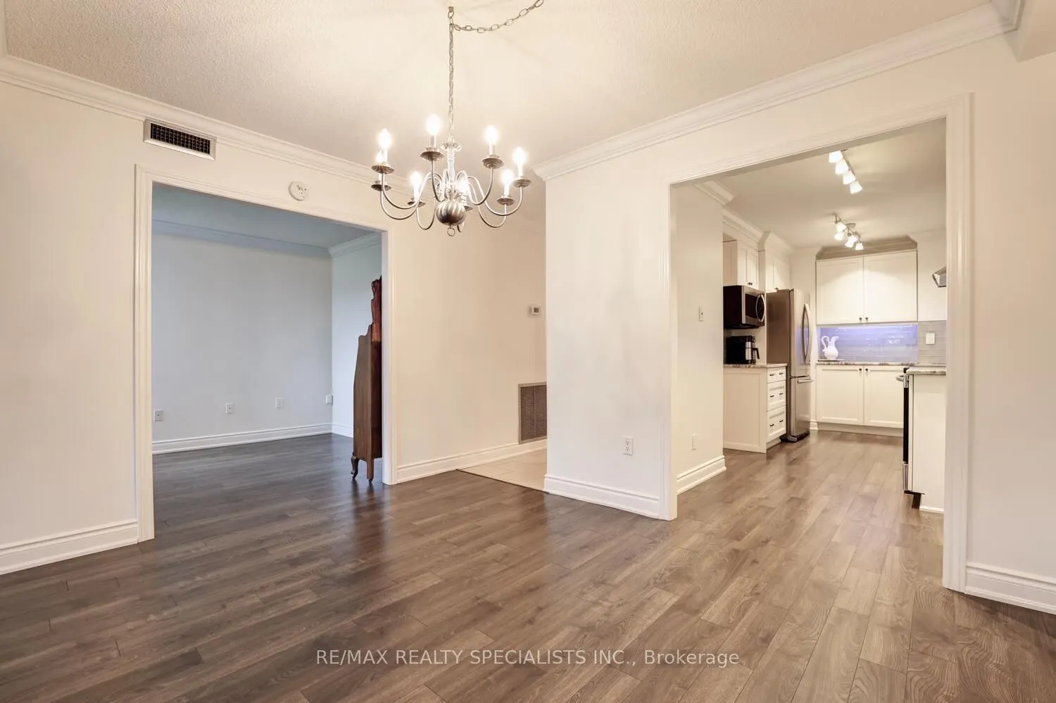 965 Inverhouse Drive, #203