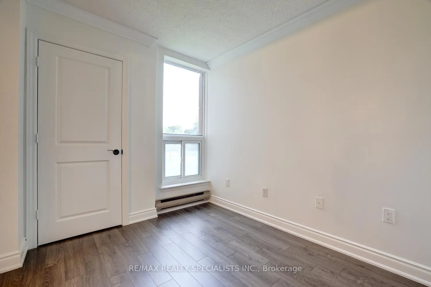 965 Inverhouse Drive, #203