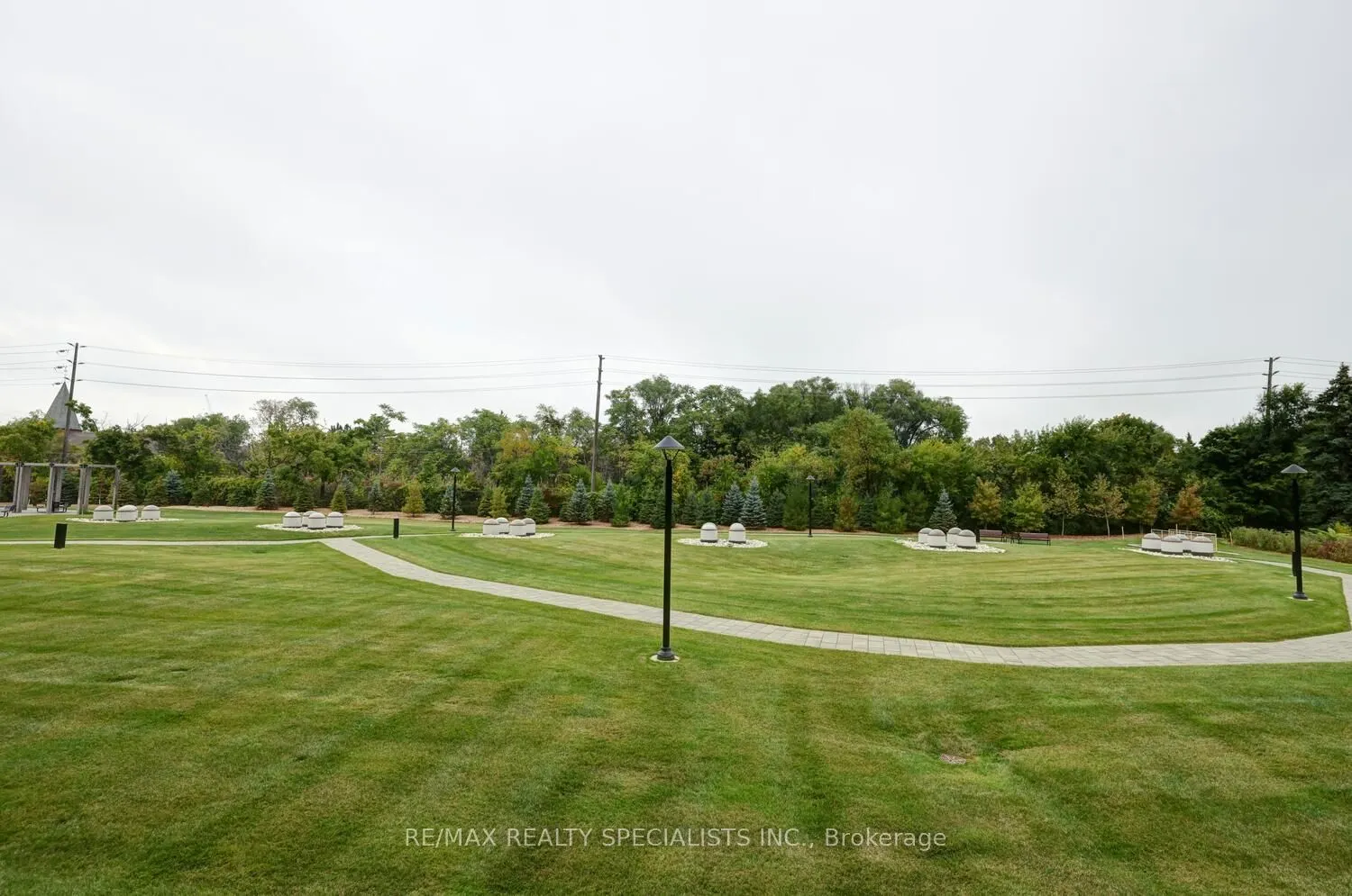 965 Inverhouse Drive, #203
